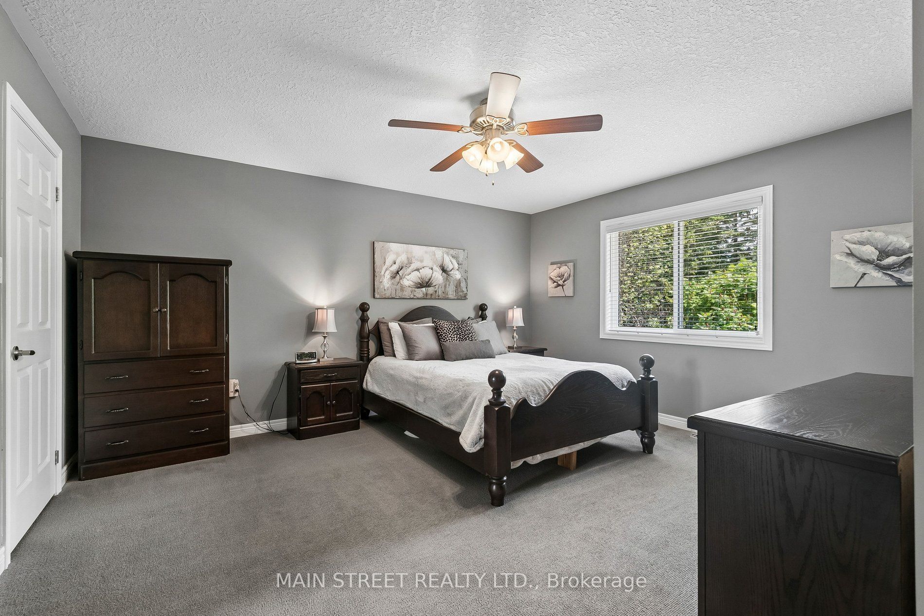 33 Highcastle Avenue Property Photo 15