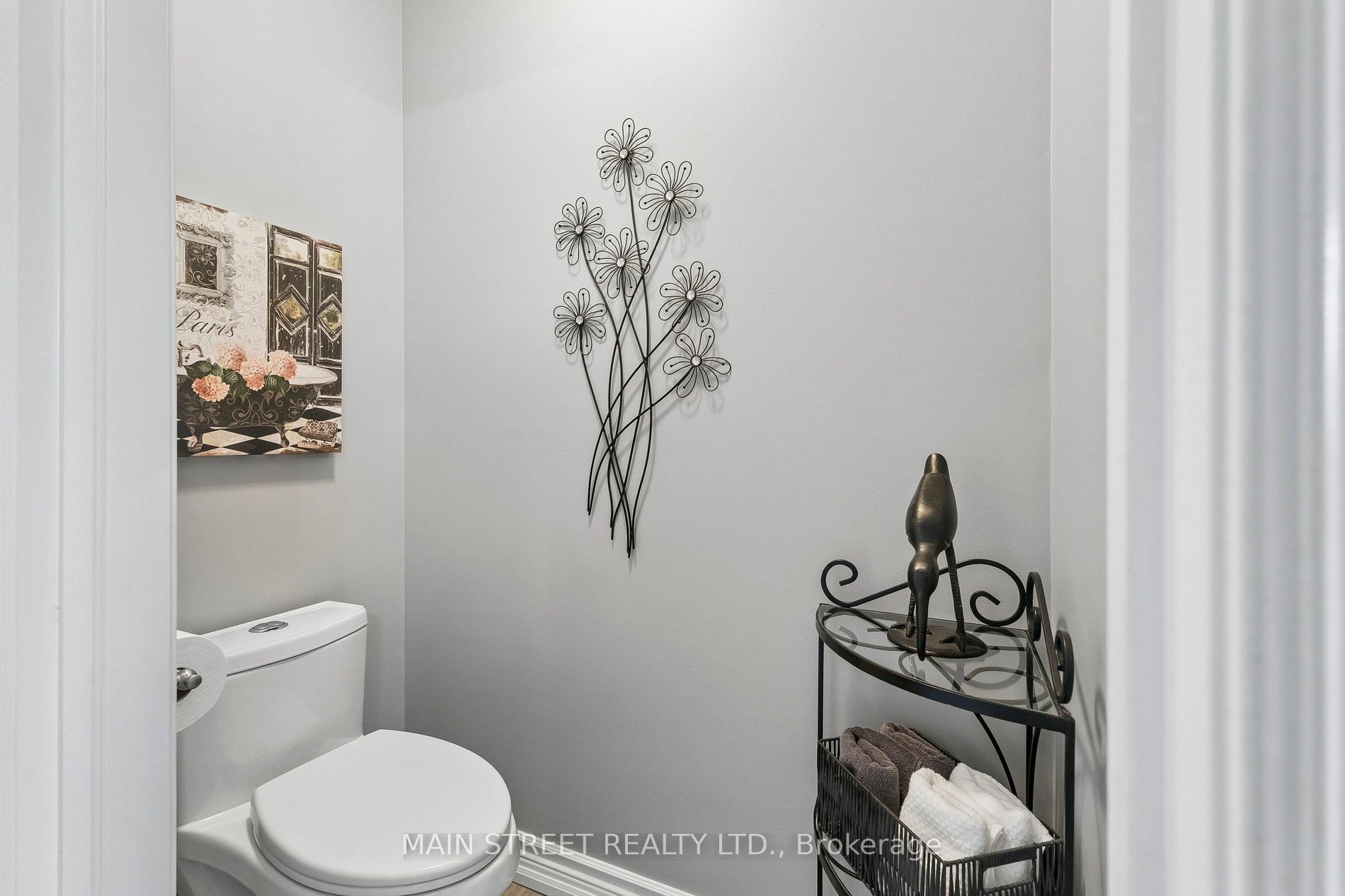 33 Highcastle Avenue Property Photo 18