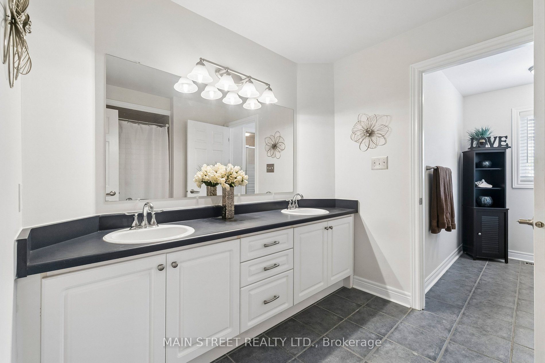 33 Highcastle Avenue Property Photo 19