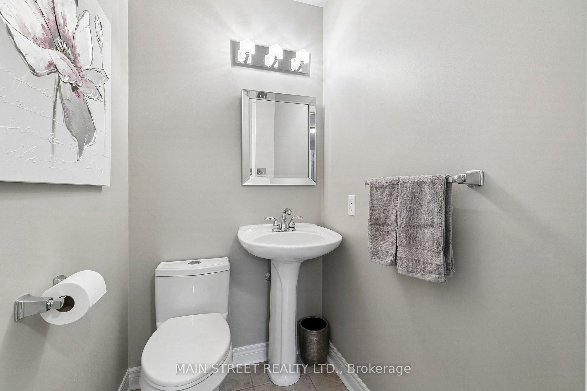 33 Highcastle Avenue Property Photo 26