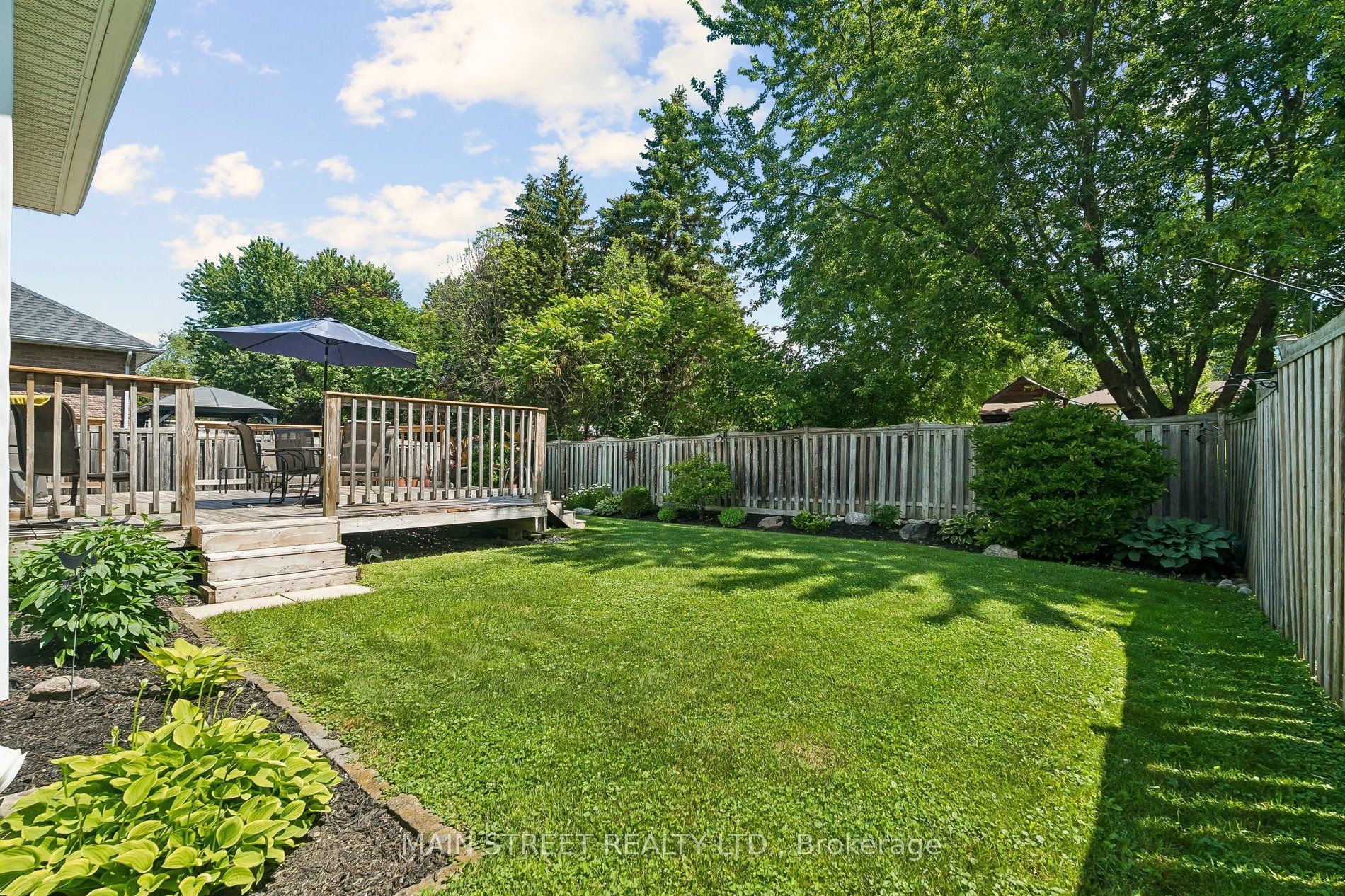 33 Highcastle Avenue Property Photo 33