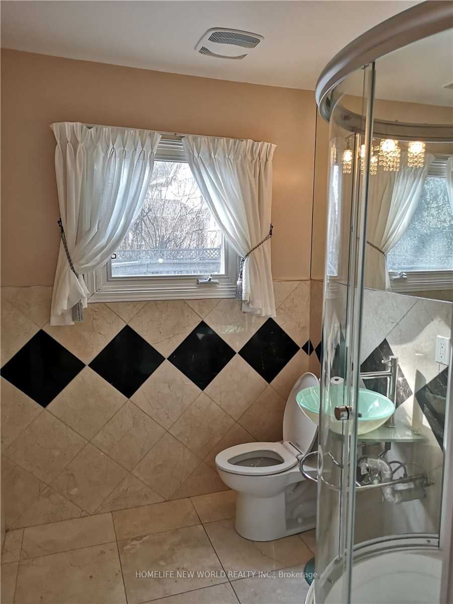 41 Ambleside Crescent Property Photo 11