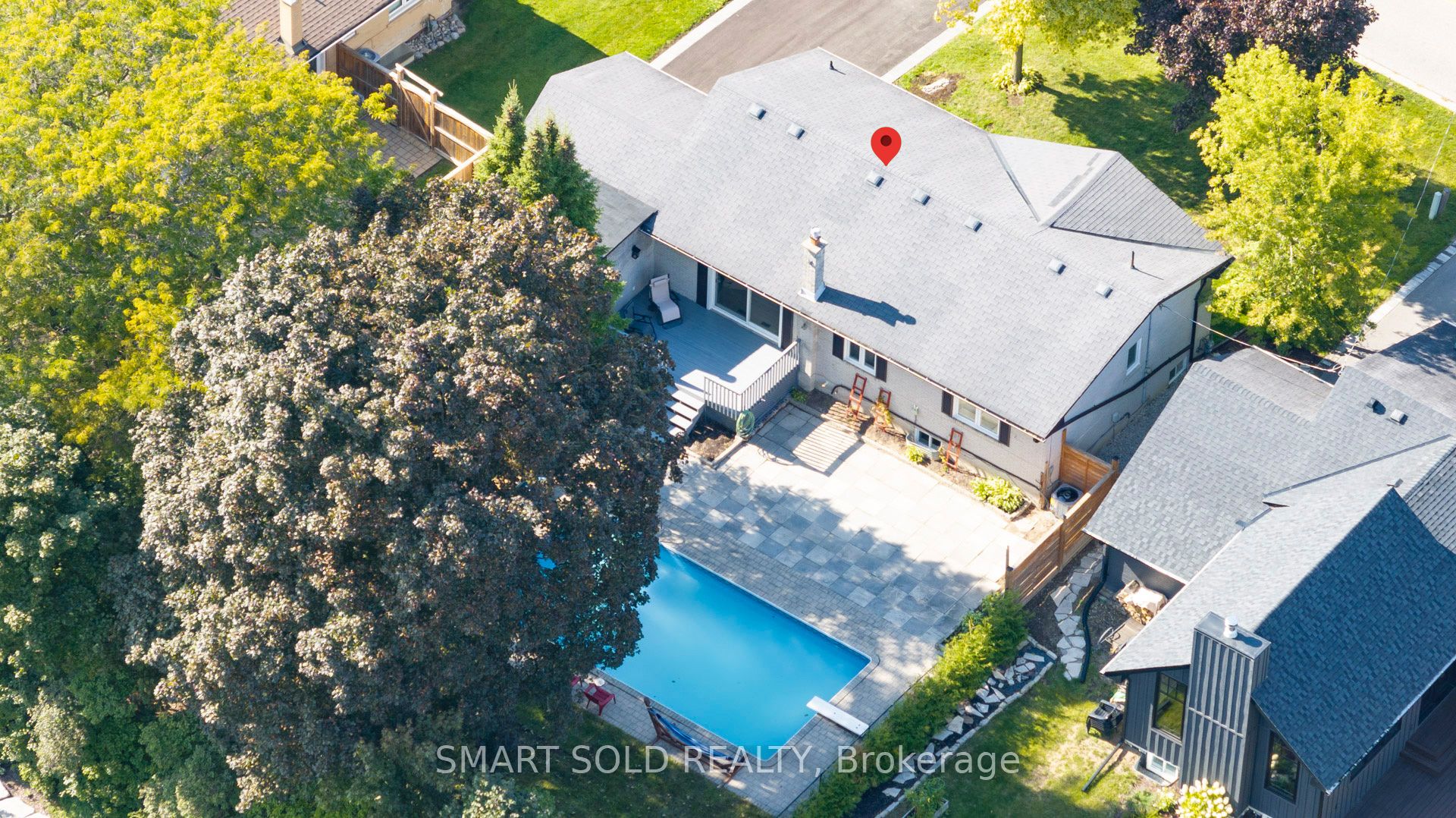 158 Park Avenue Property Photo 6