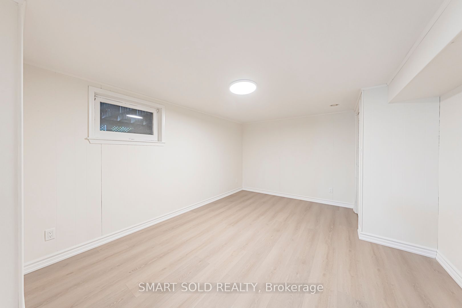 158 Park Avenue Property Photo 39