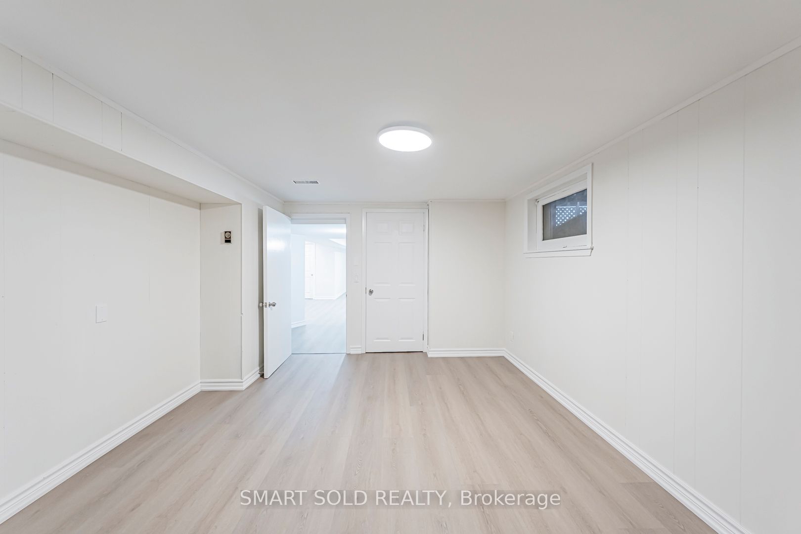 158 Park Avenue Property Photo 40