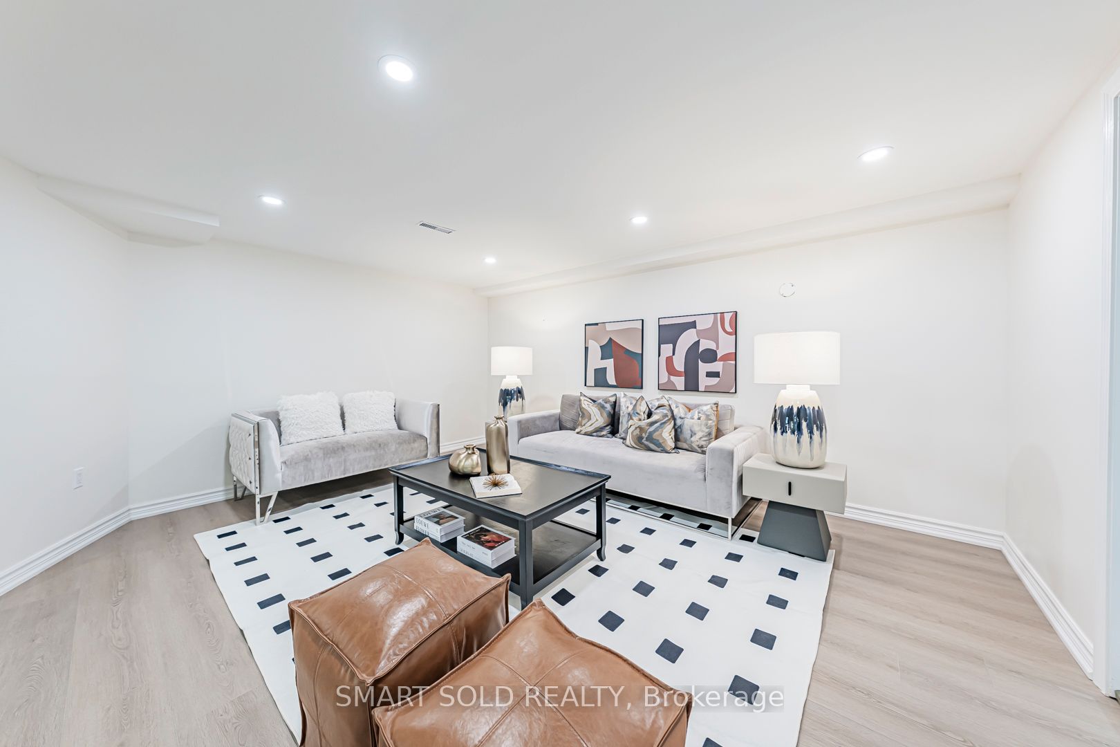 158 Park Avenue Property Photo 45