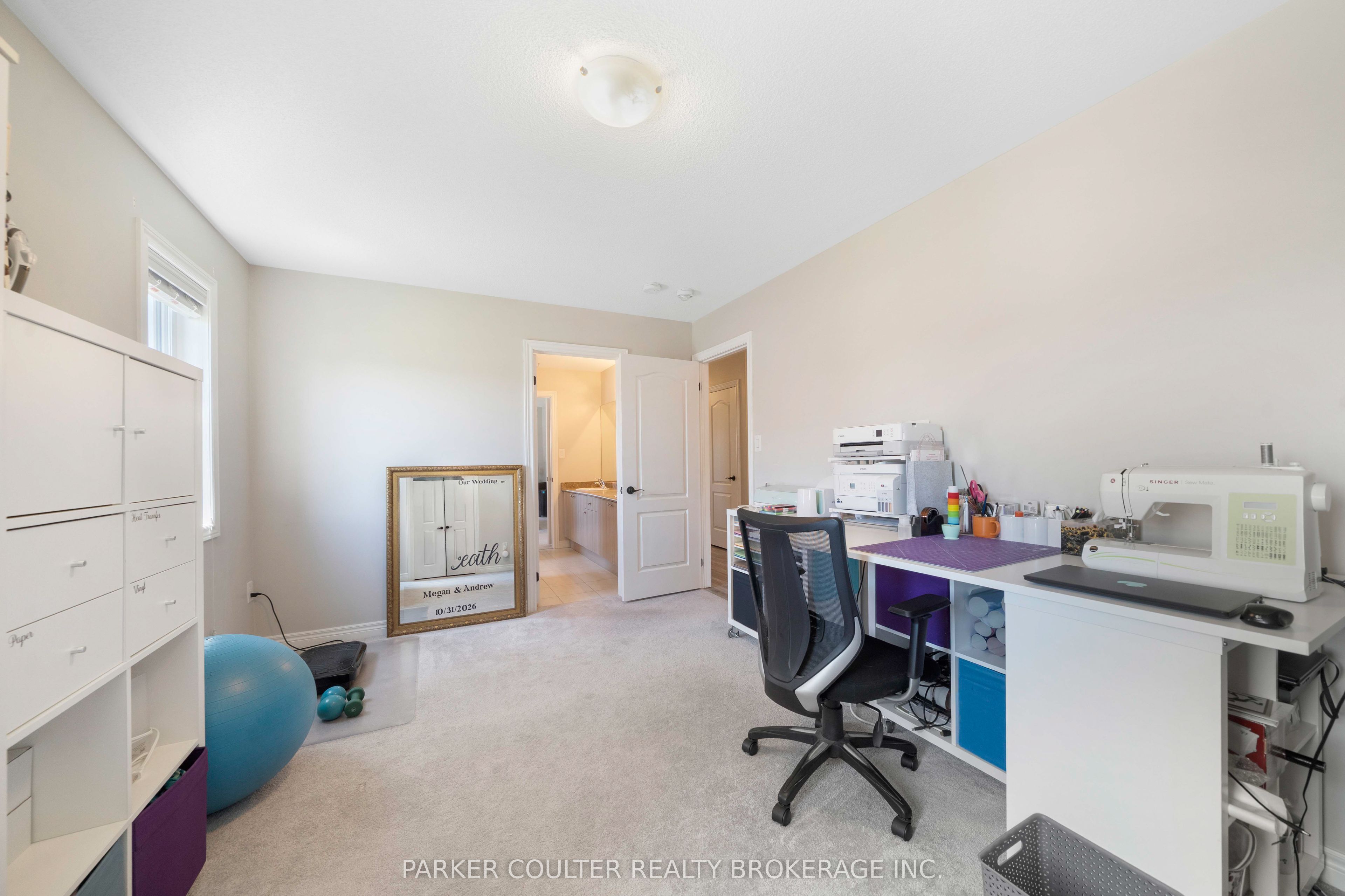 28 Sasco Way Property Photo 15