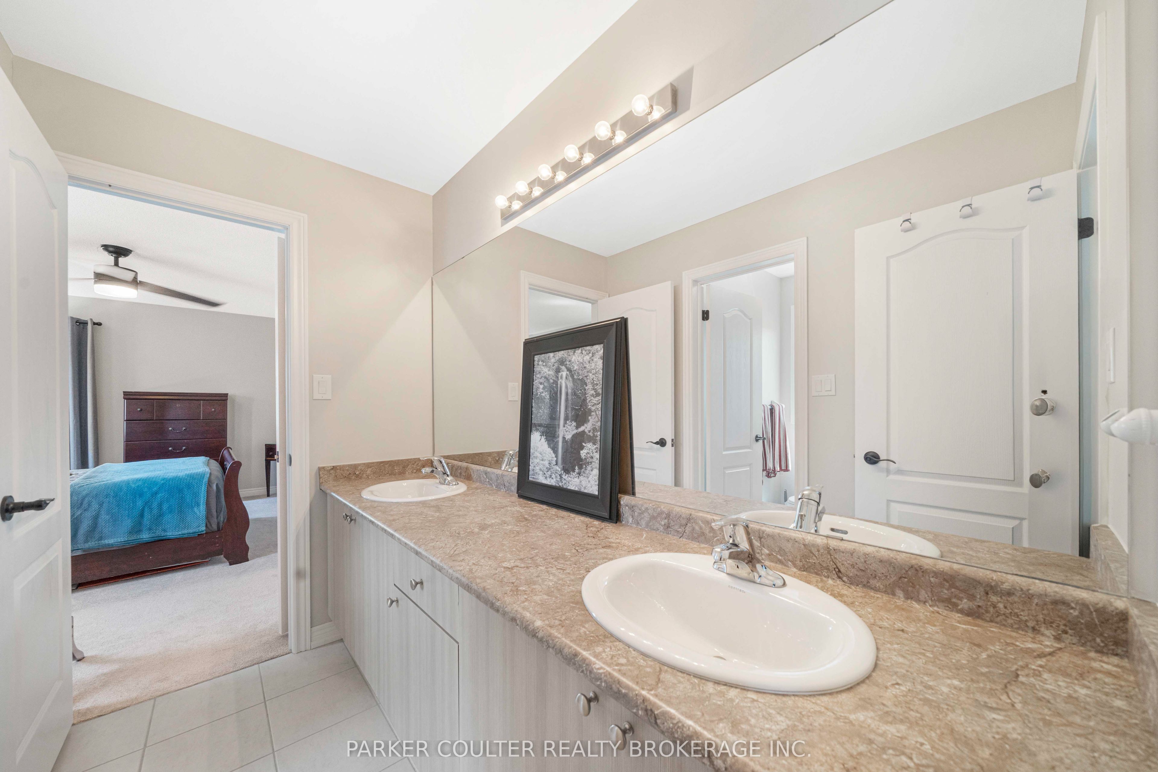 28 Sasco Way Property Photo 16