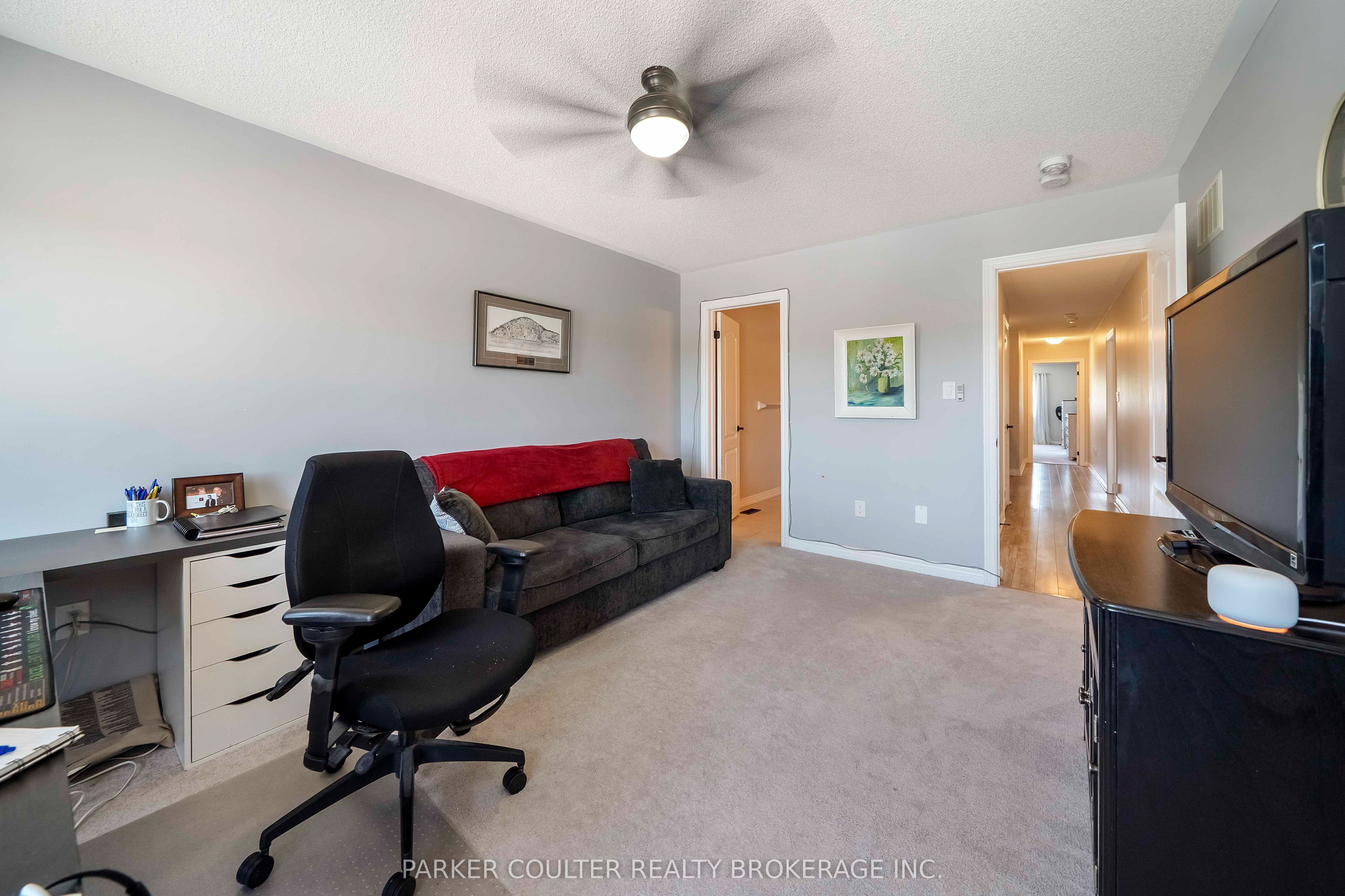 28 Sasco Way Property Photo 21