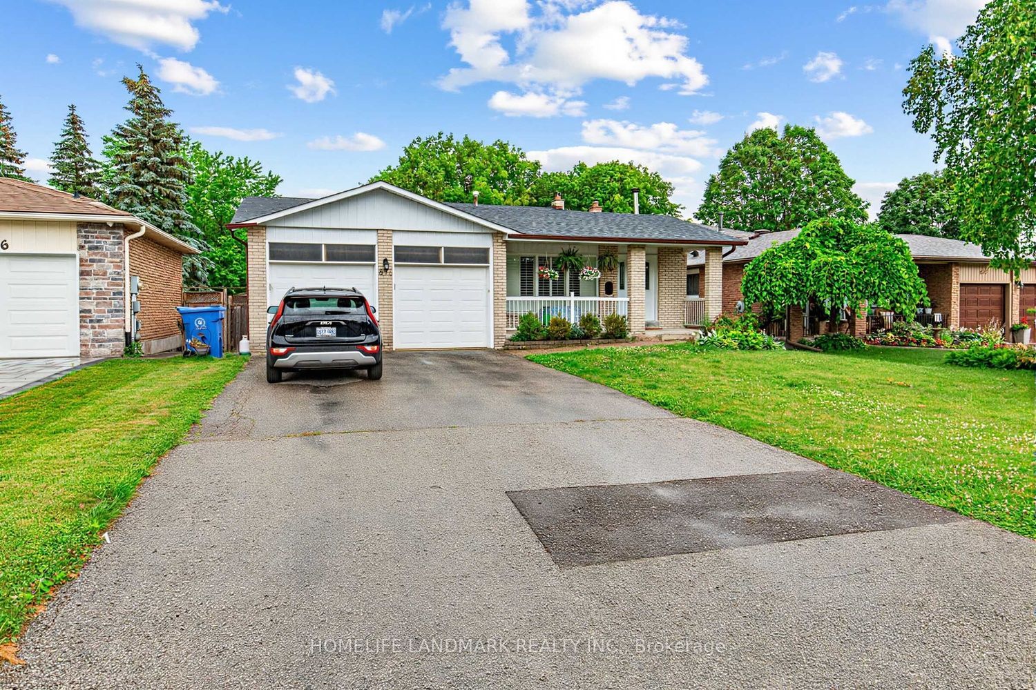 874 Sparrow Road Property Photo 1
