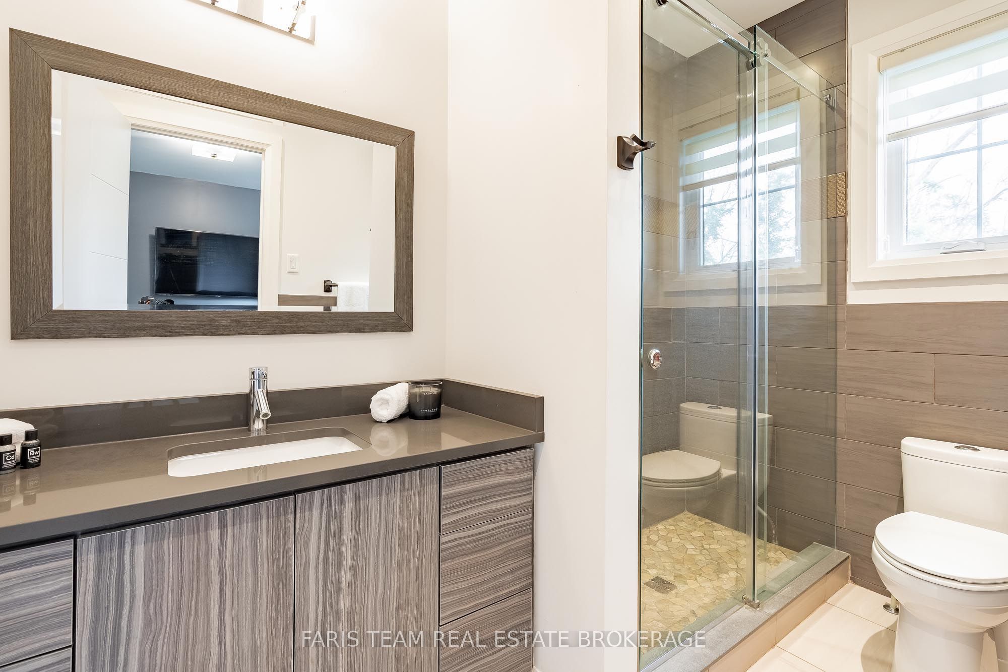 1648 Roslyn Avenue Property Photo 25