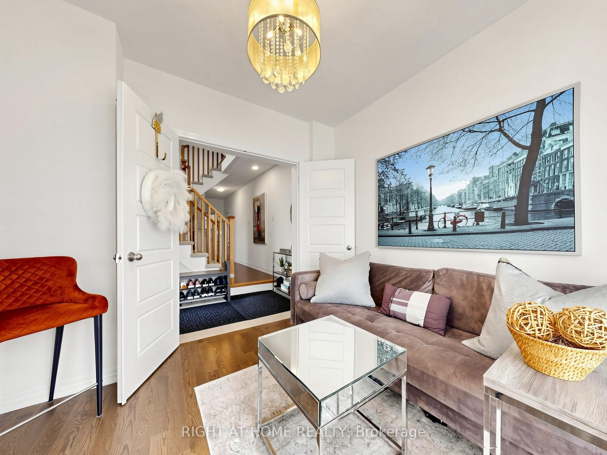 65 Allure Street Property Photo 4