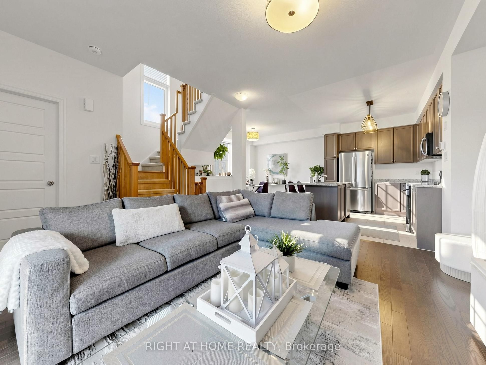 65 Allure Street Property Photo 7