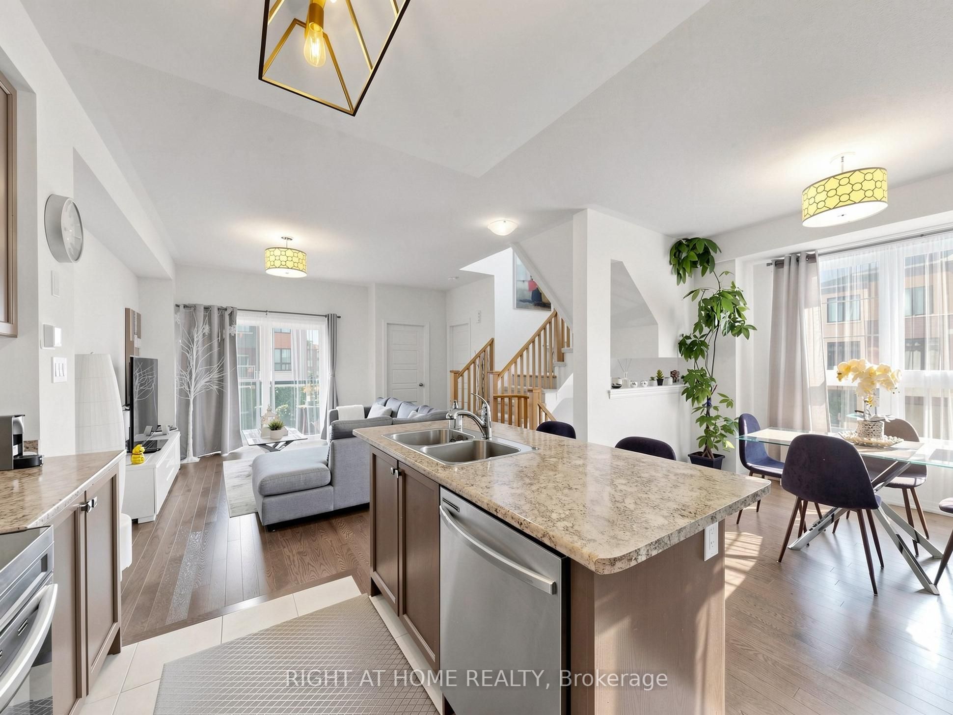 65 Allure Street Property Photo 9