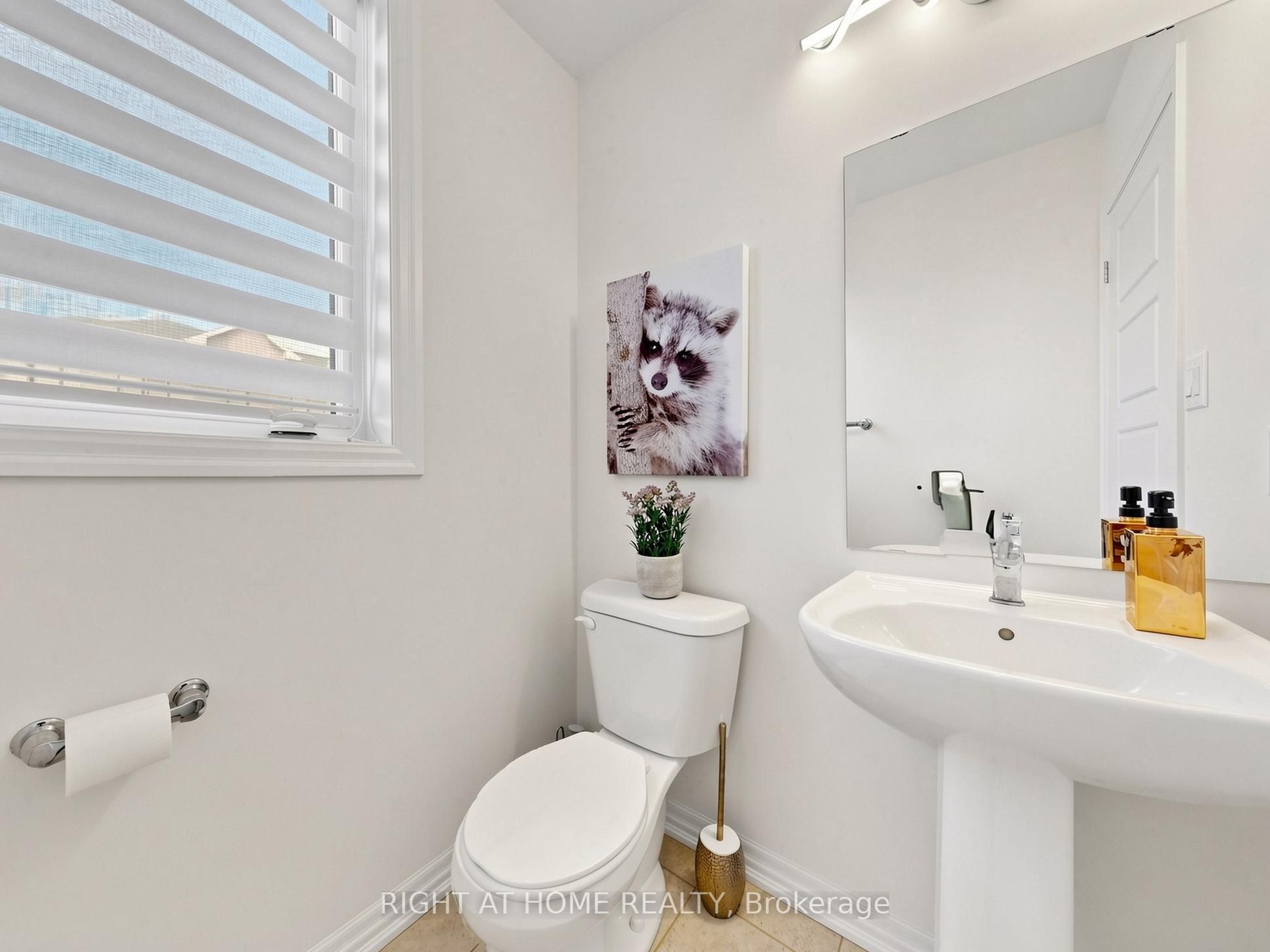 65 Allure Street Property Photo 13