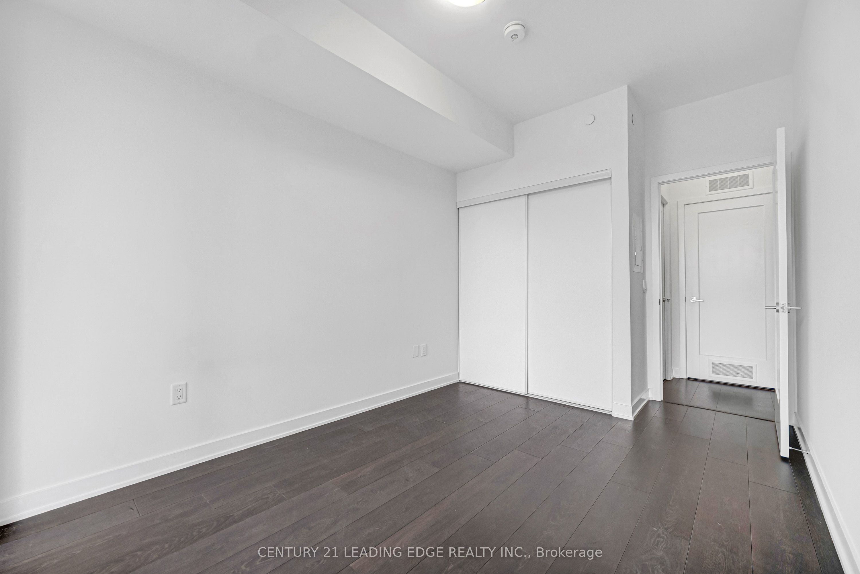95 Oneida Crescent 707 Property Photo 22