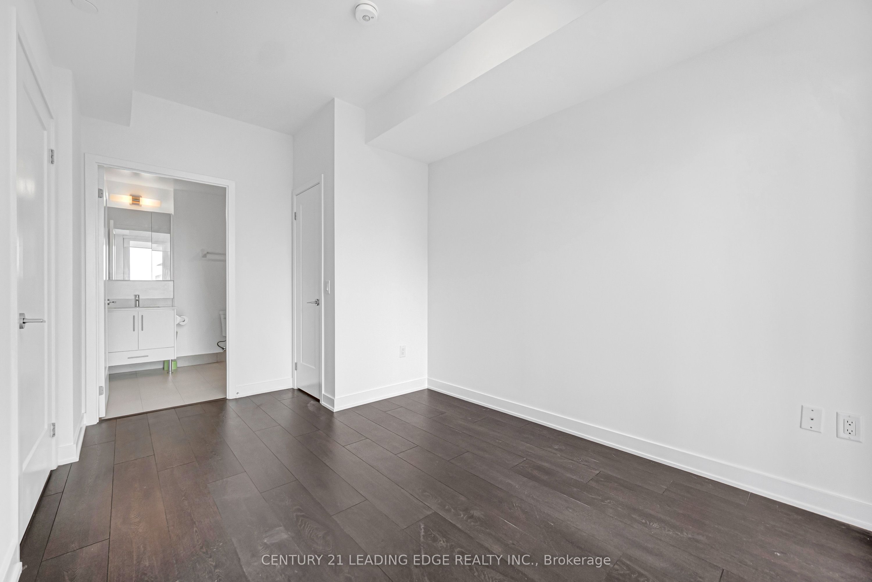 95 Oneida Crescent 707 Property Photo 25