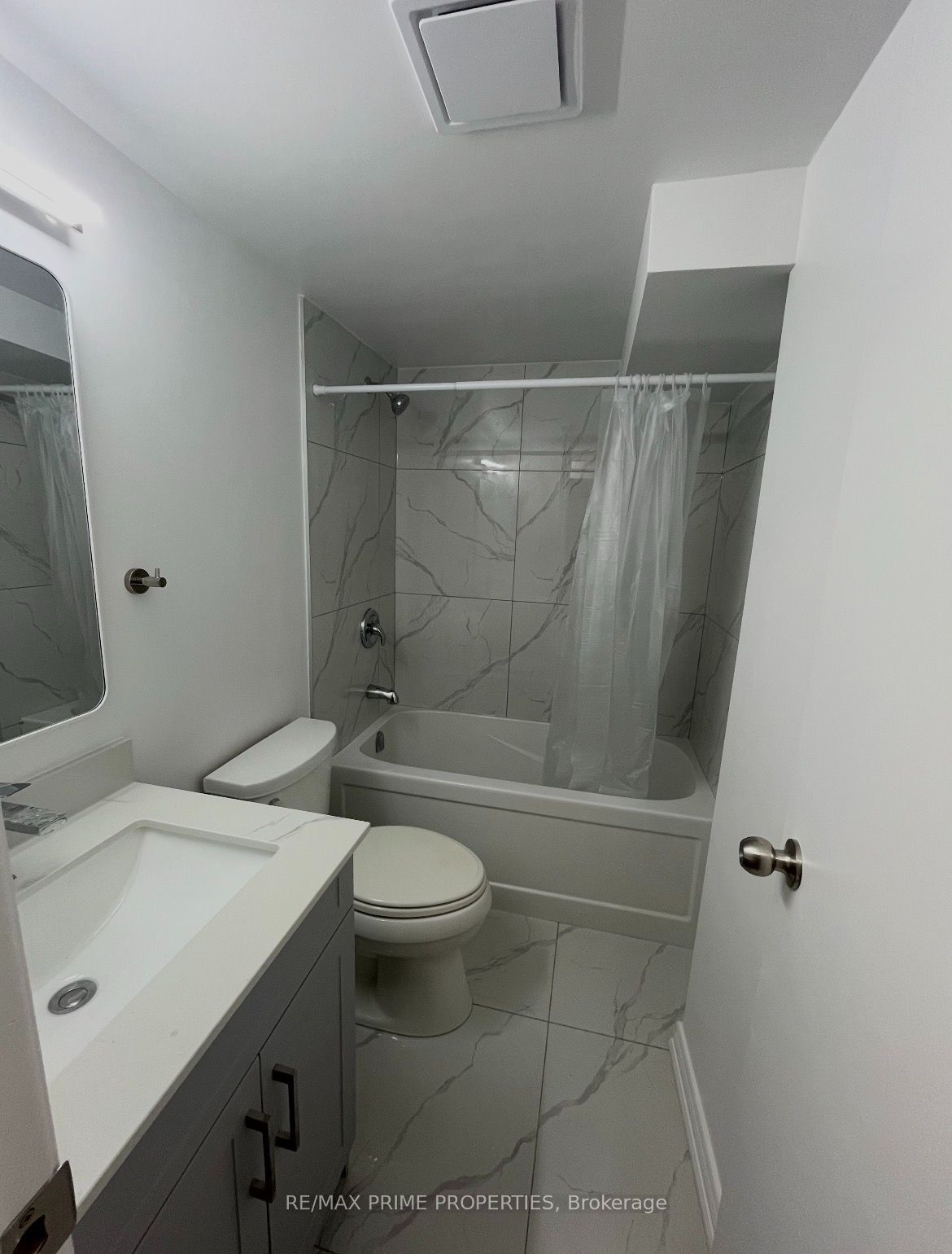 54 Tiffany Crescent Property Photo 5