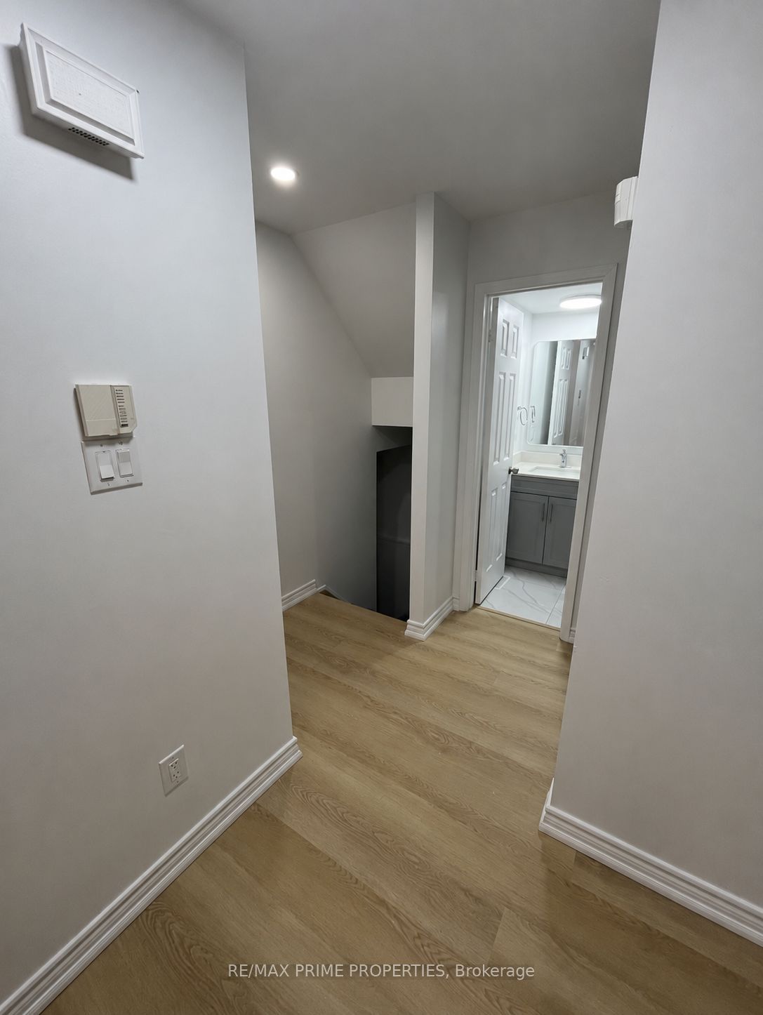 54 Tiffany Crescent Property Photo 9