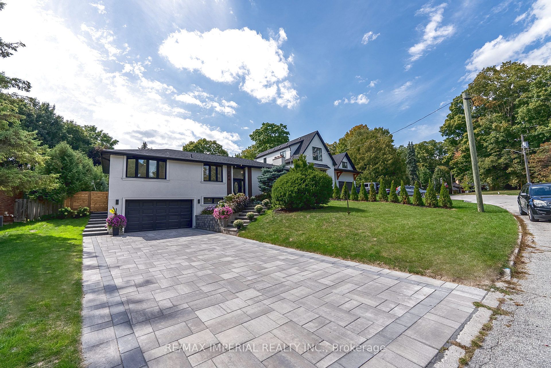 206 Richard Avenue Property Photo 1