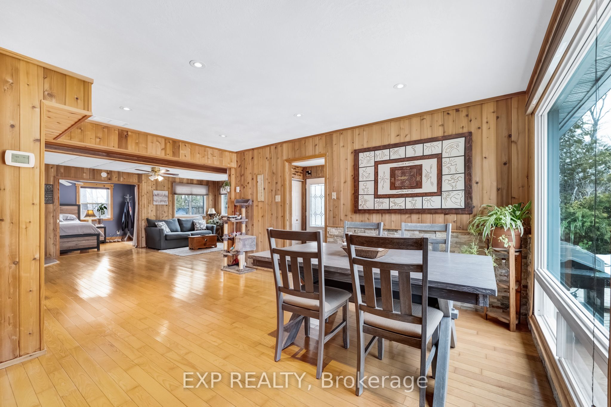 3909 Richview Road Property Photo 13