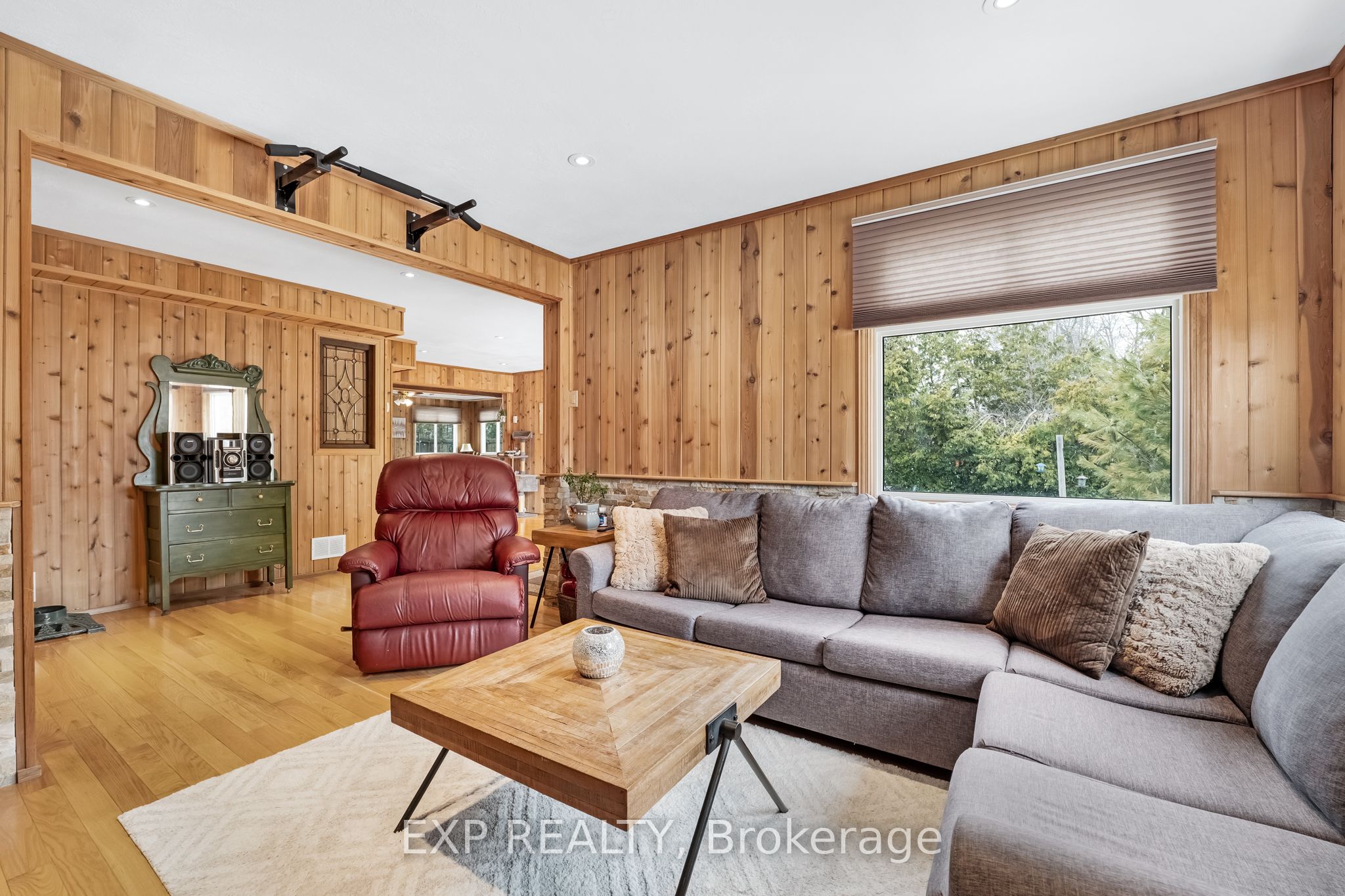 3909 Richview Road Property Photo 18