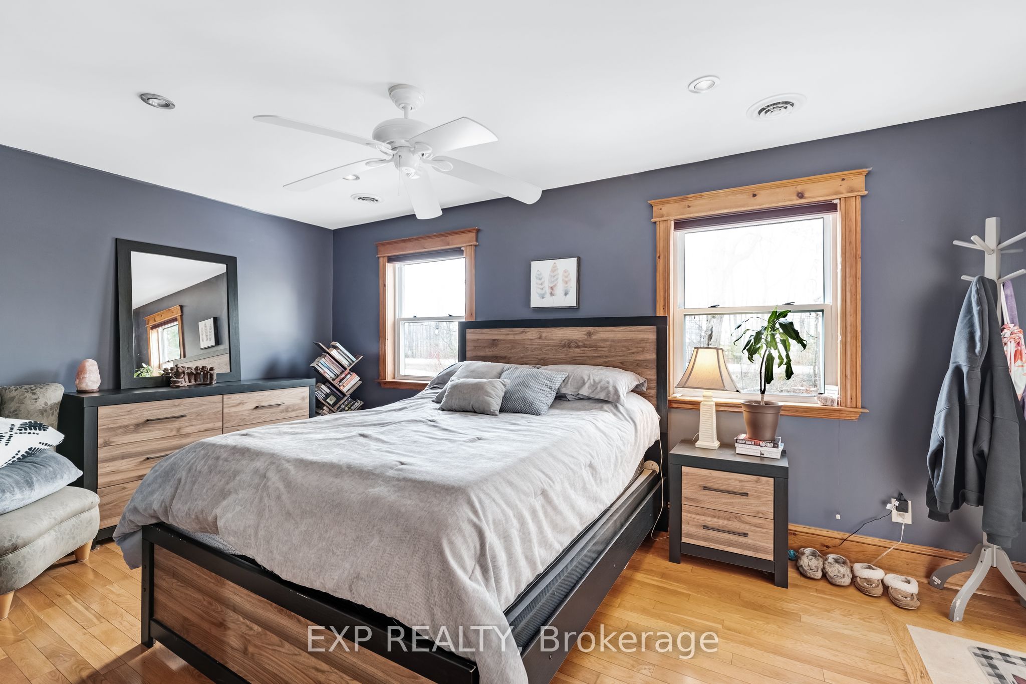 3909 Richview Road Property Photo 25