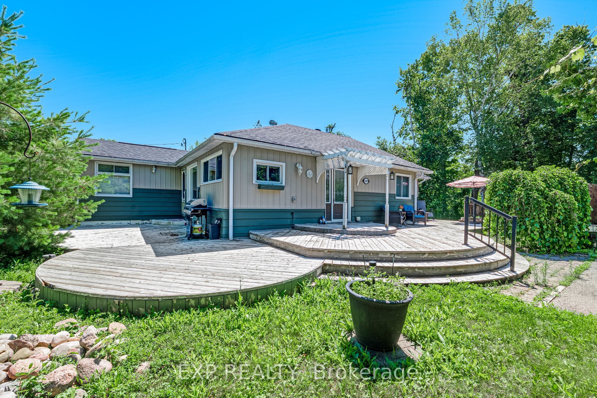 3909 Richview Road Property Photo 34