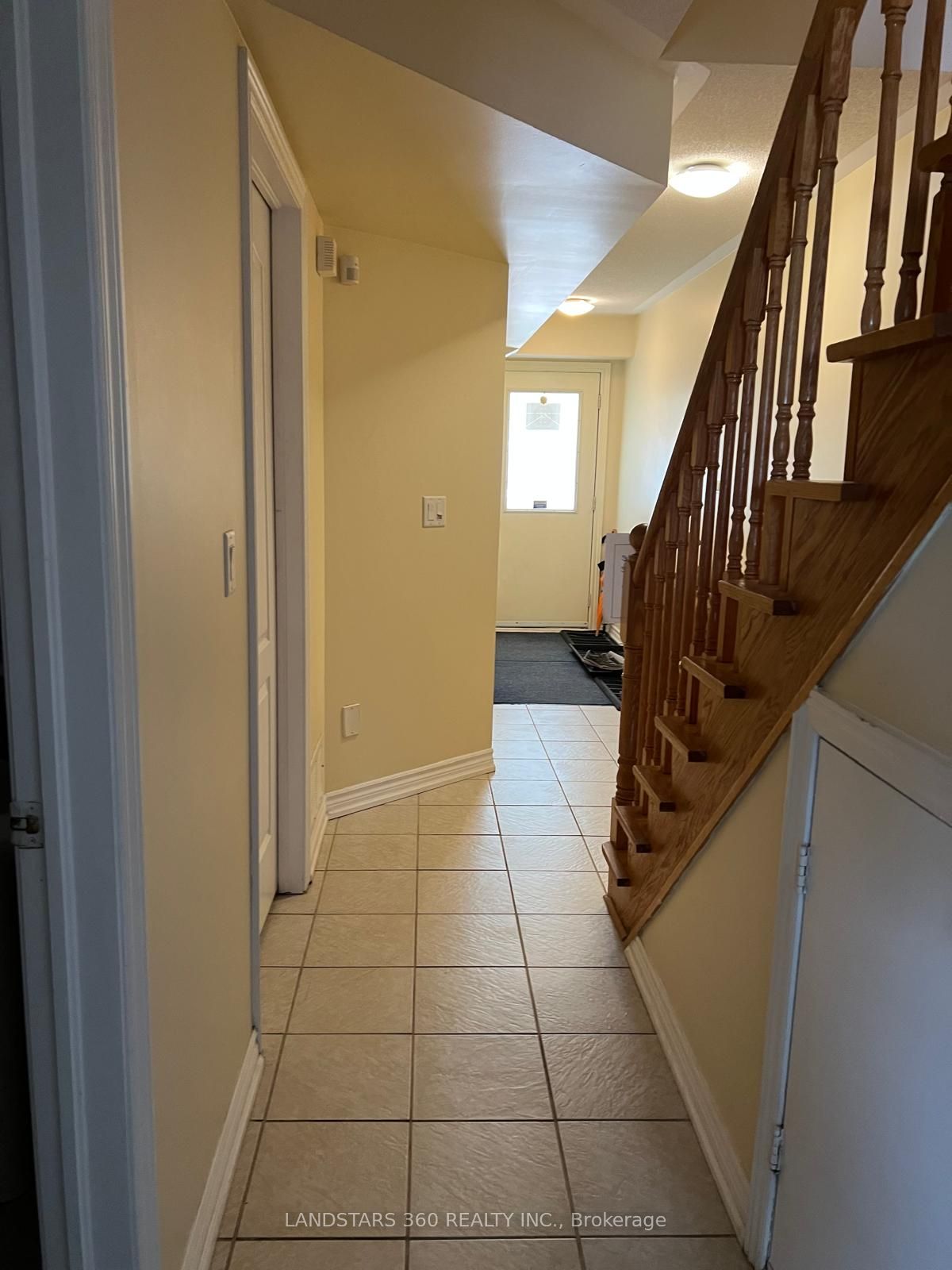 9133 Bayview Avenue 82 Property Photo 6