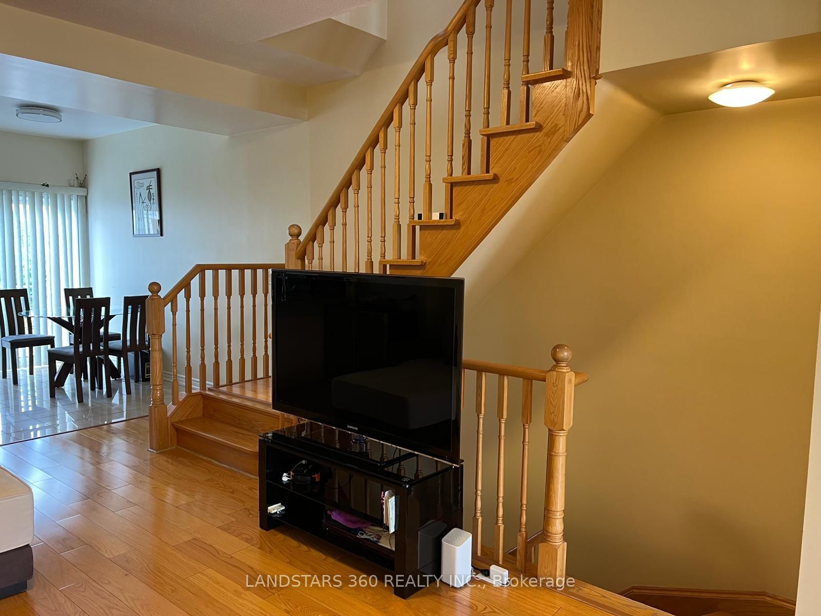 9133 Bayview Avenue 82 Property Photo 10