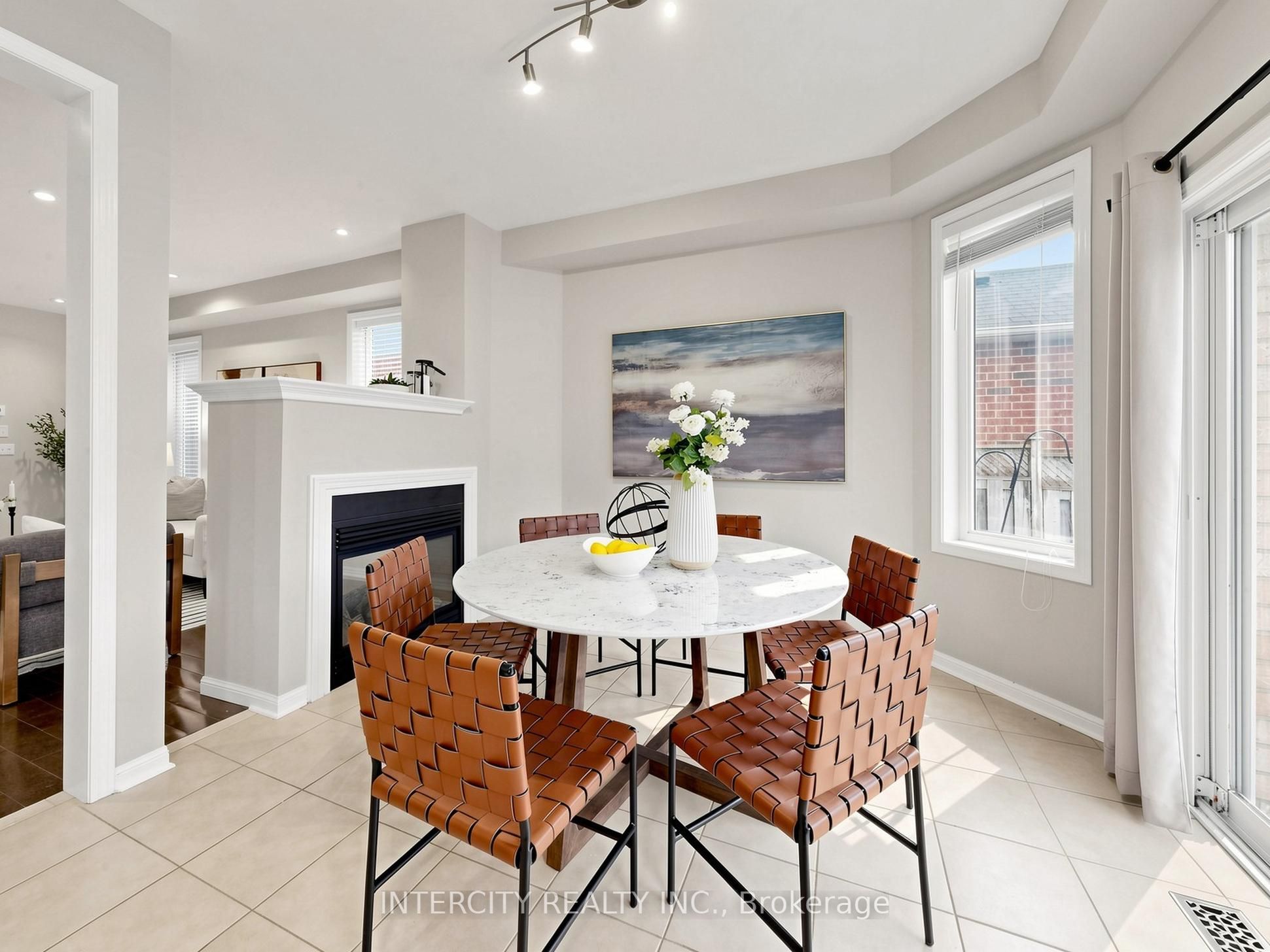 11 Charles Sturdy Road Property Photo 14