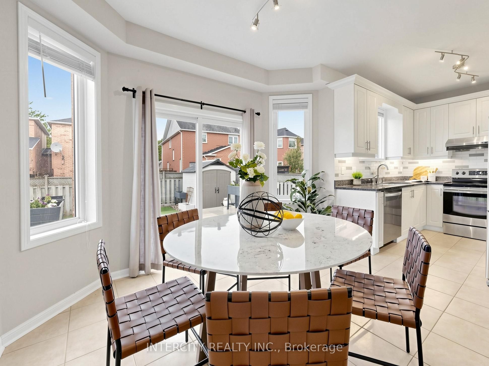 11 Charles Sturdy Road Property Photo 16
