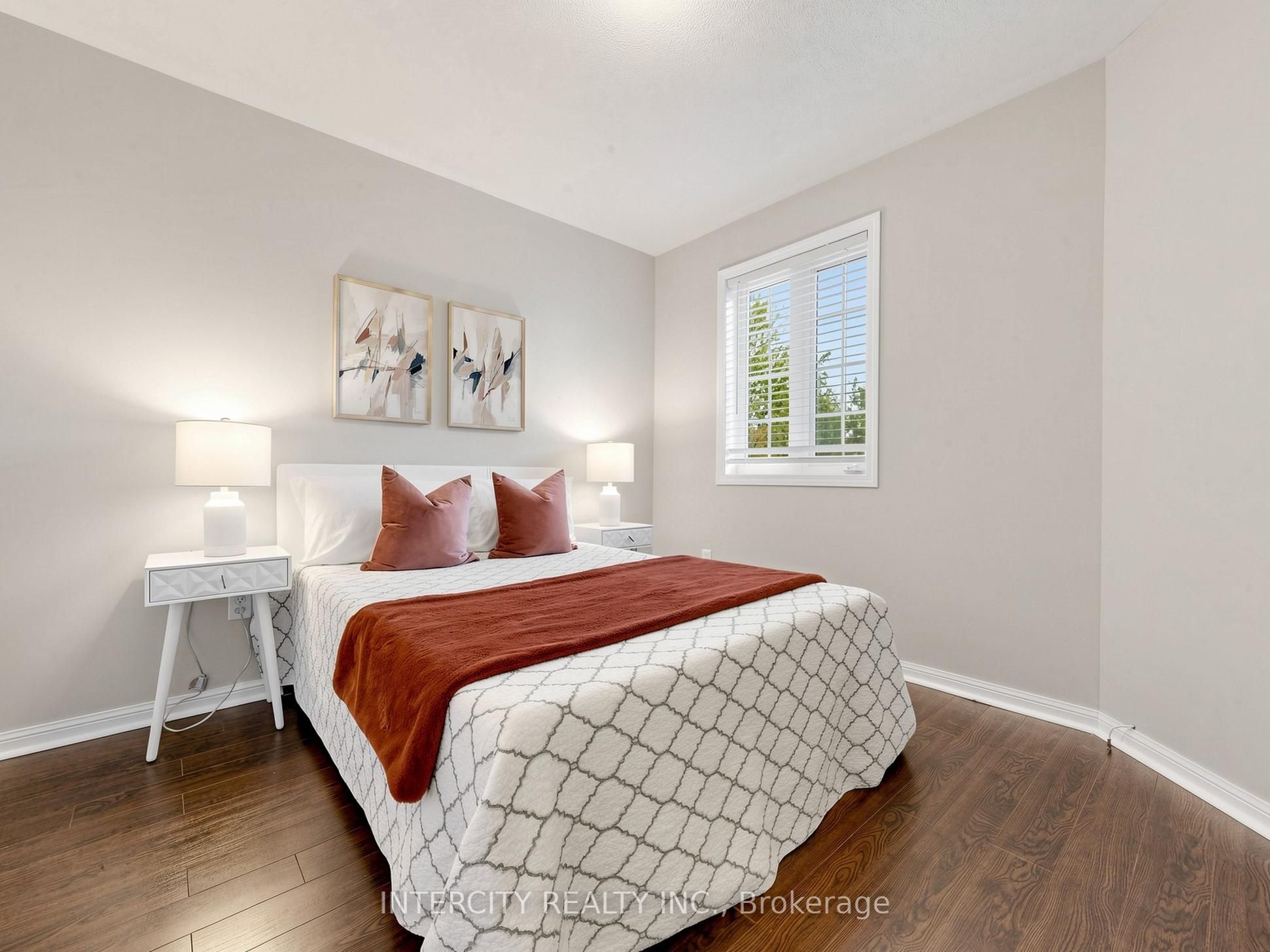 11 Charles Sturdy Road Property Photo 31