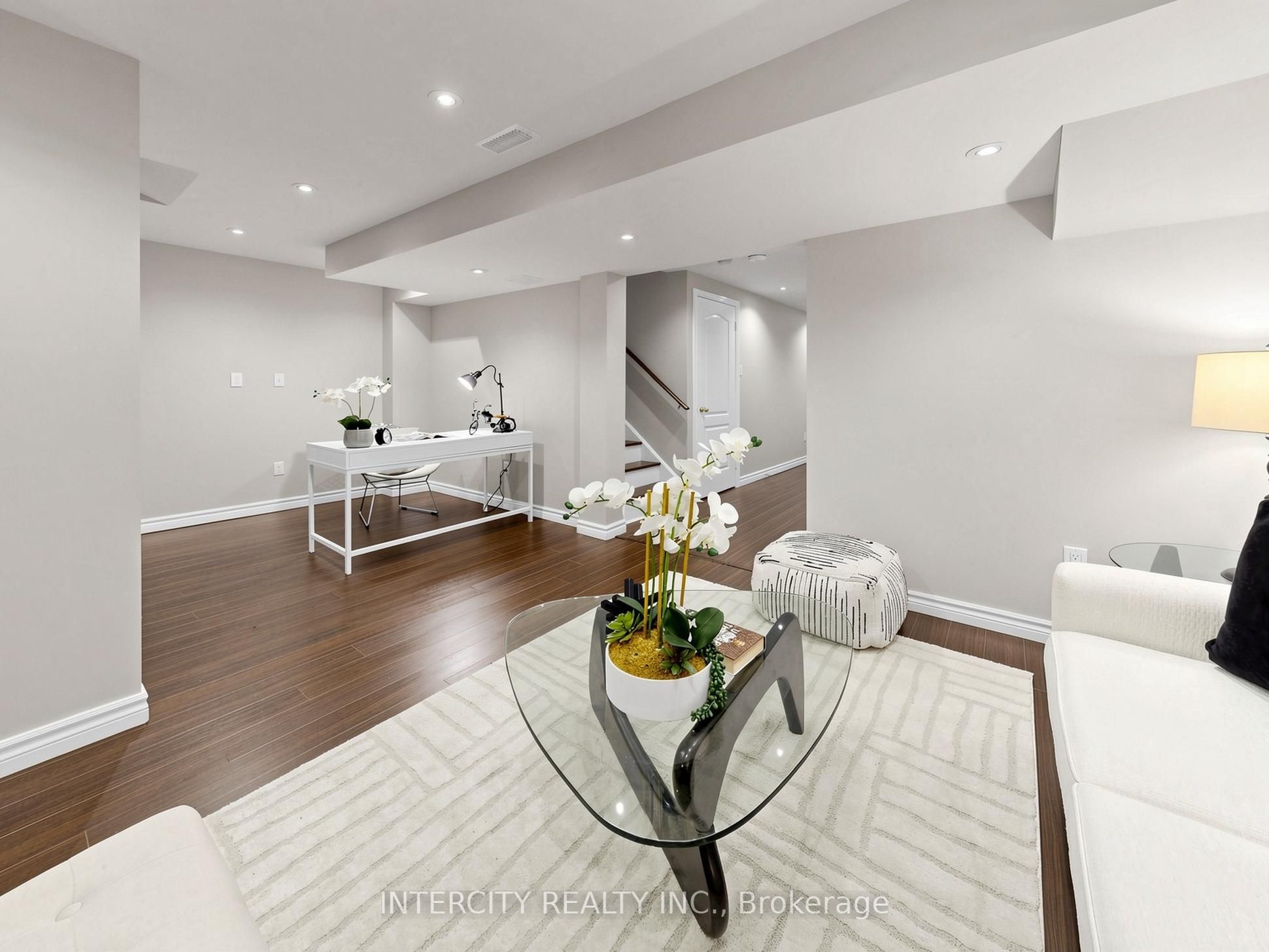 11 Charles Sturdy Road Property Photo 41