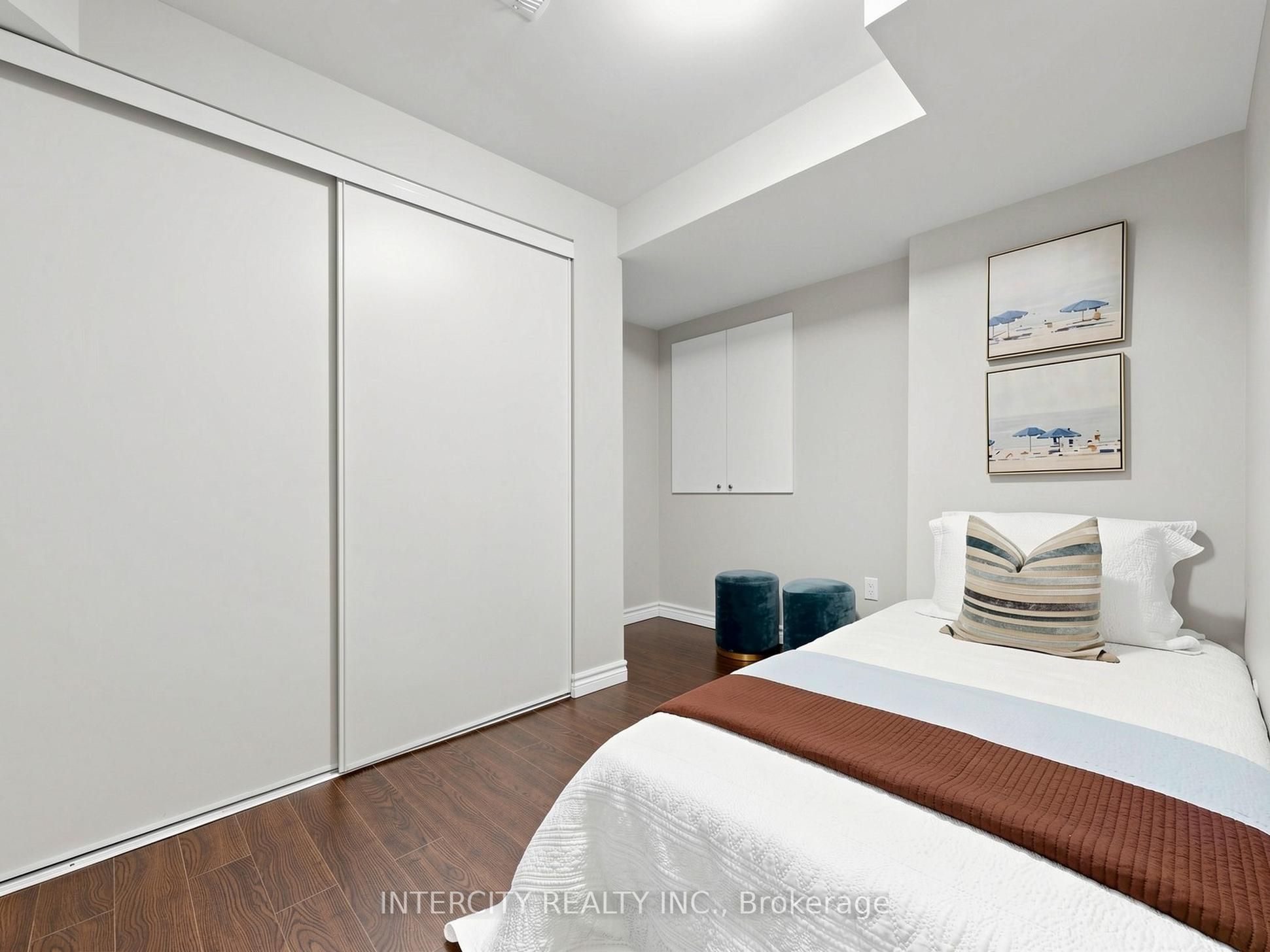 11 Charles Sturdy Road Property Photo 44