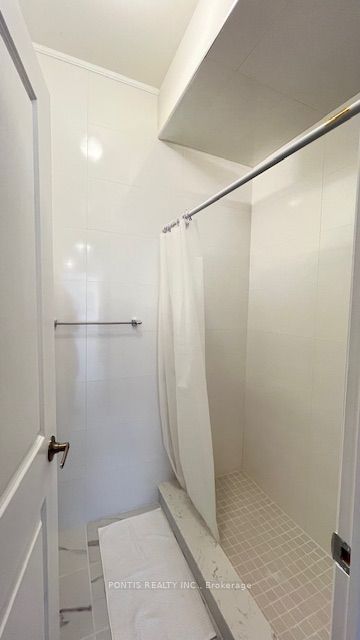 221 Tennant Circle Property Photo 14
