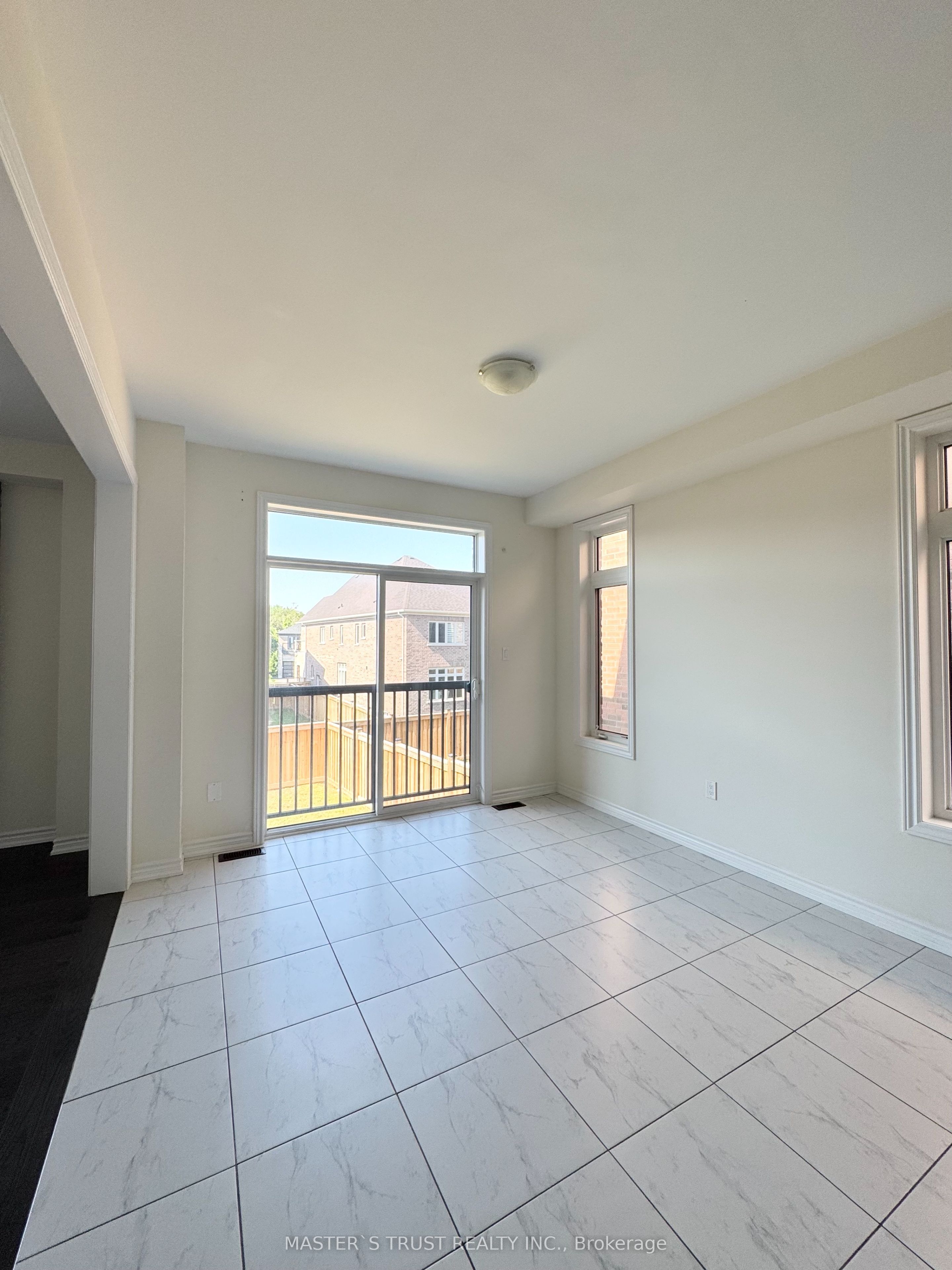 78 Kentledge Avenue Property Photo 5