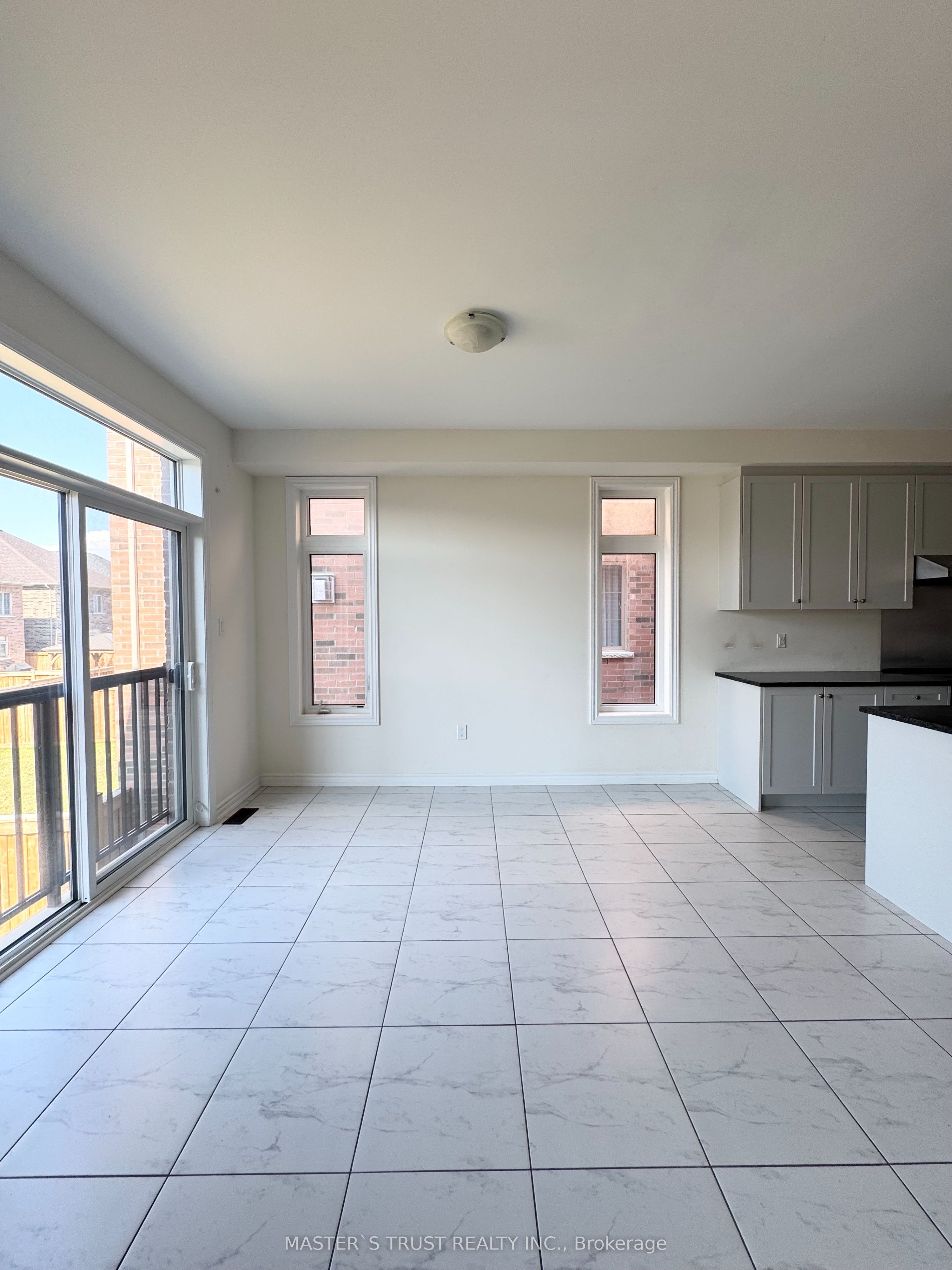 78 Kentledge Avenue Property Photo 6