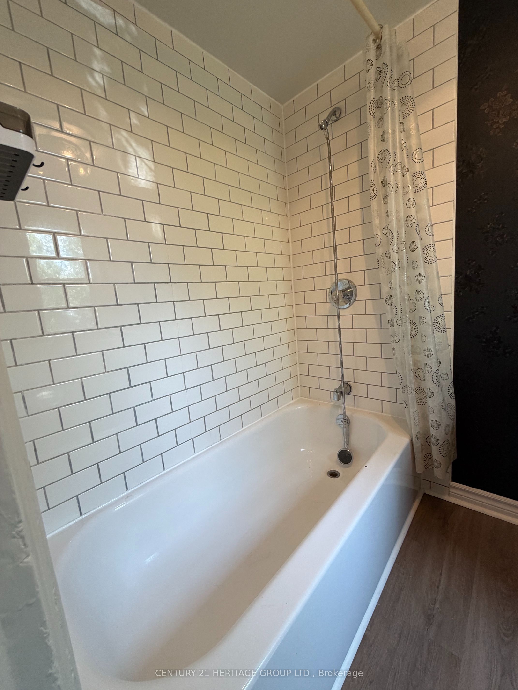 349 Eagle Street Property Photo 15