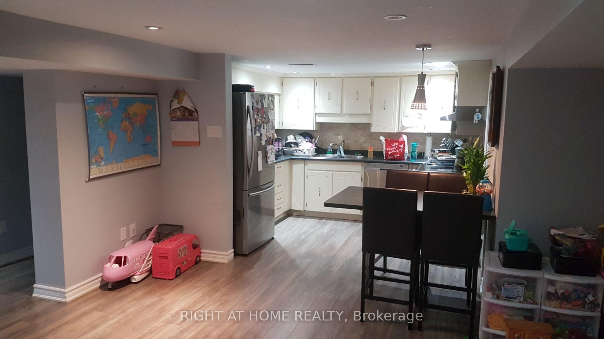 4 Wendy Way Property Photo 13