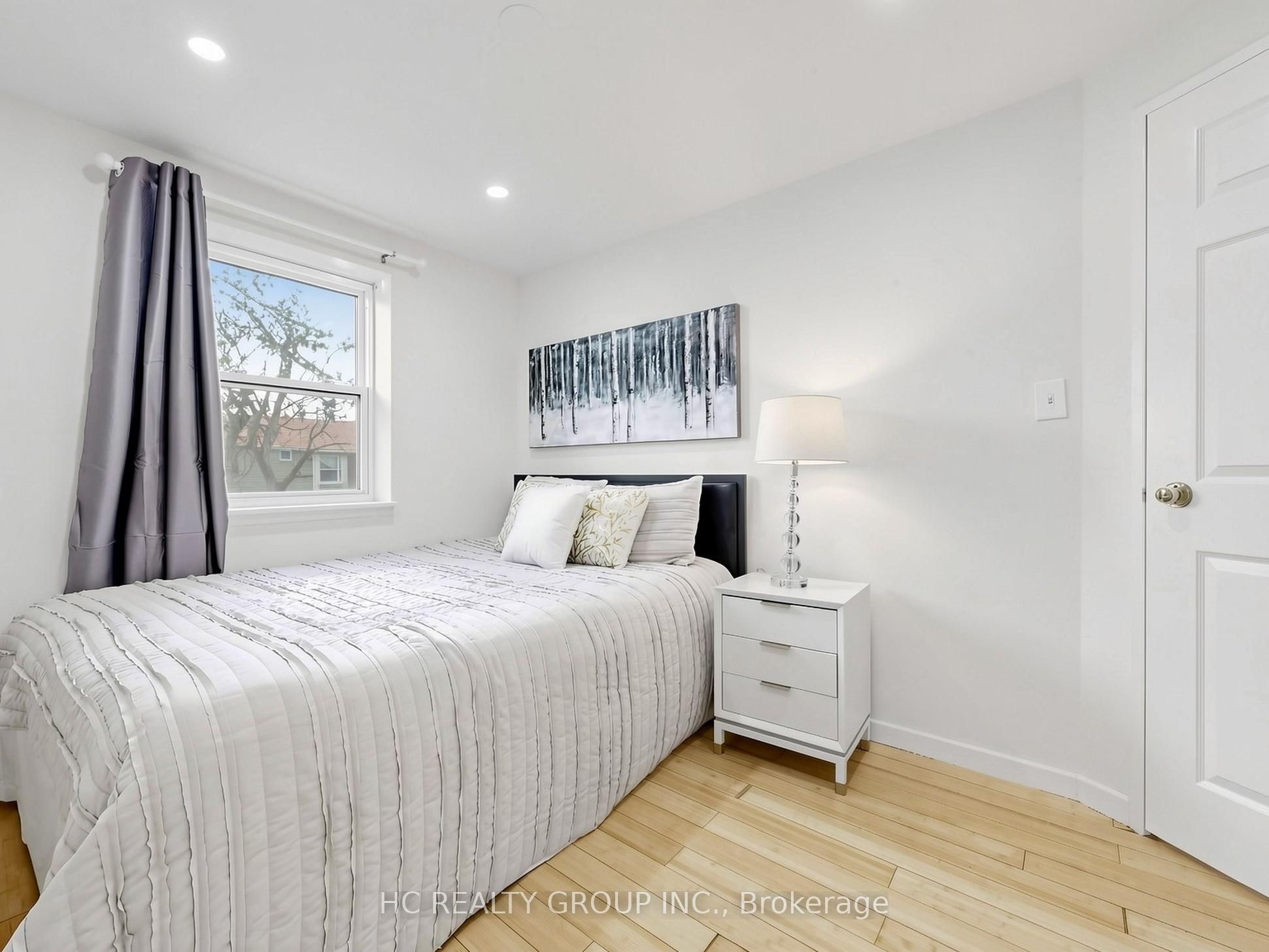 1742 John Street 36 Property Photo 33