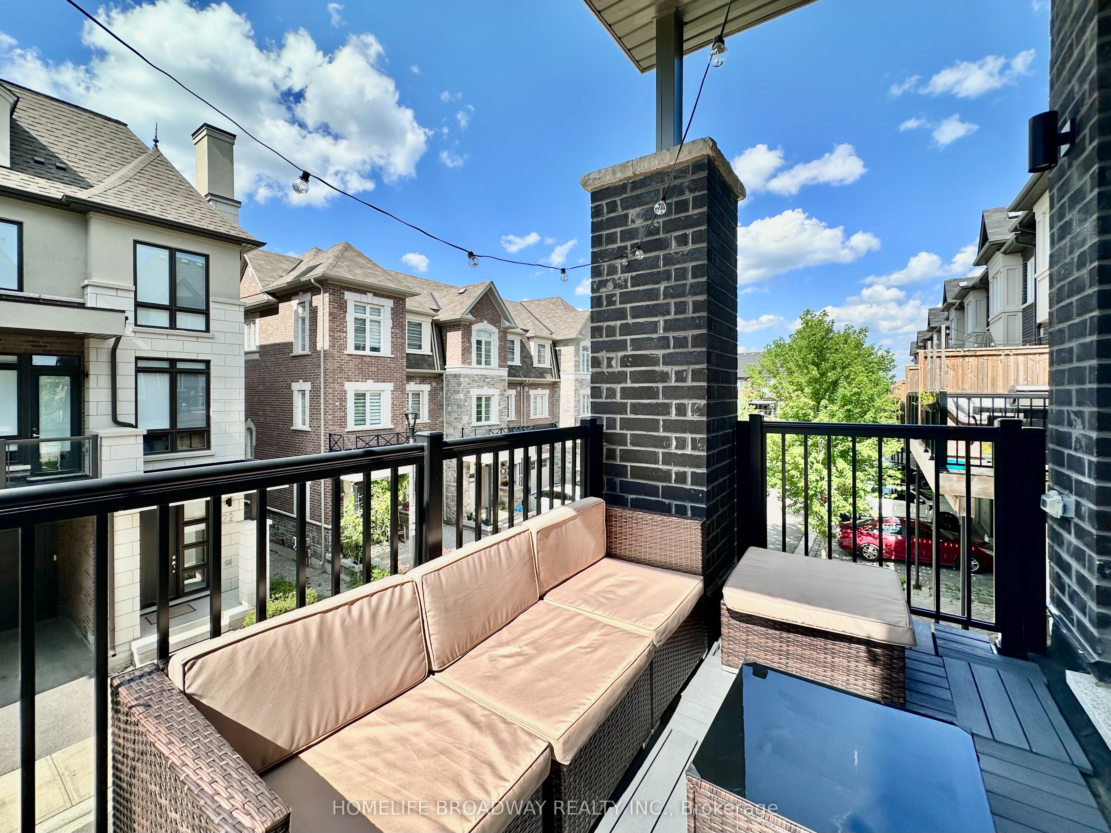 300 King Road Property Photo 15