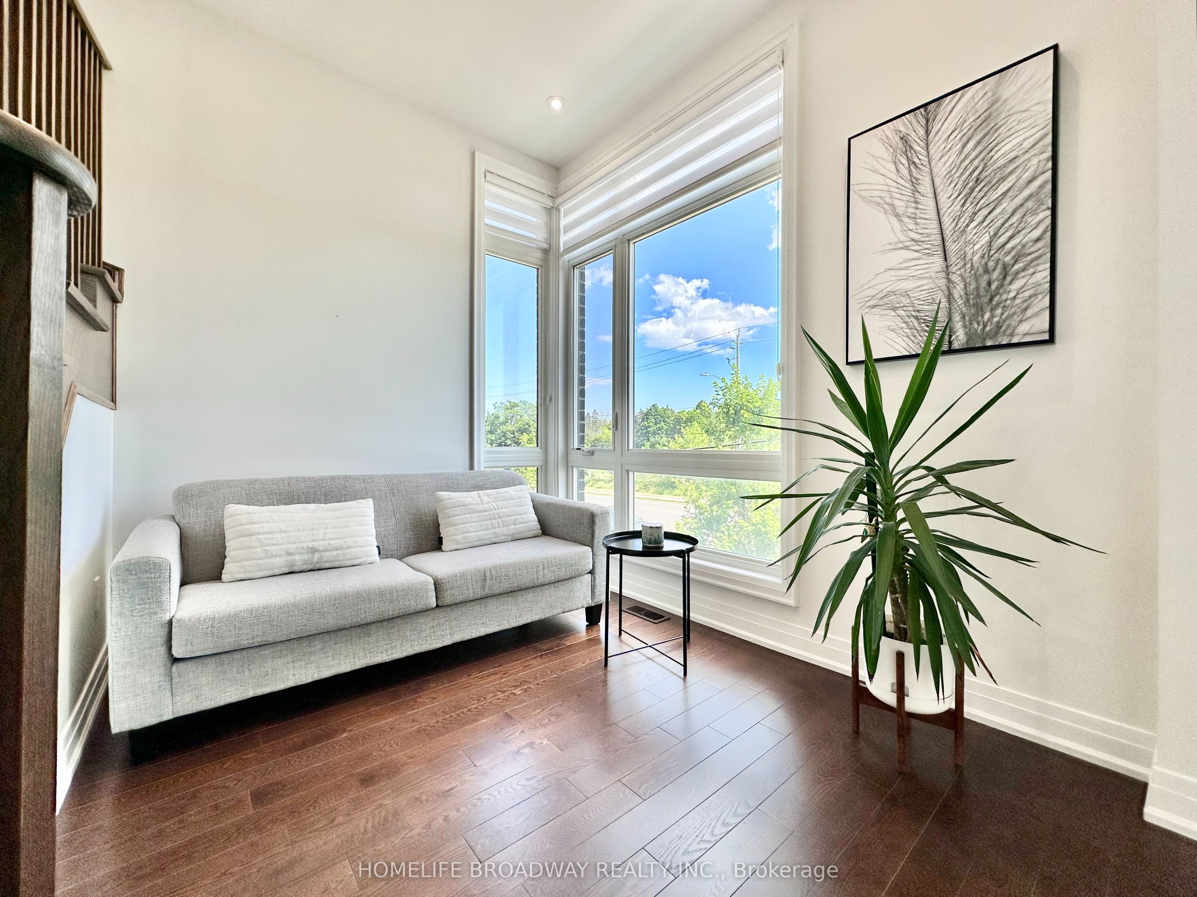 300 King Road Property Photo 18