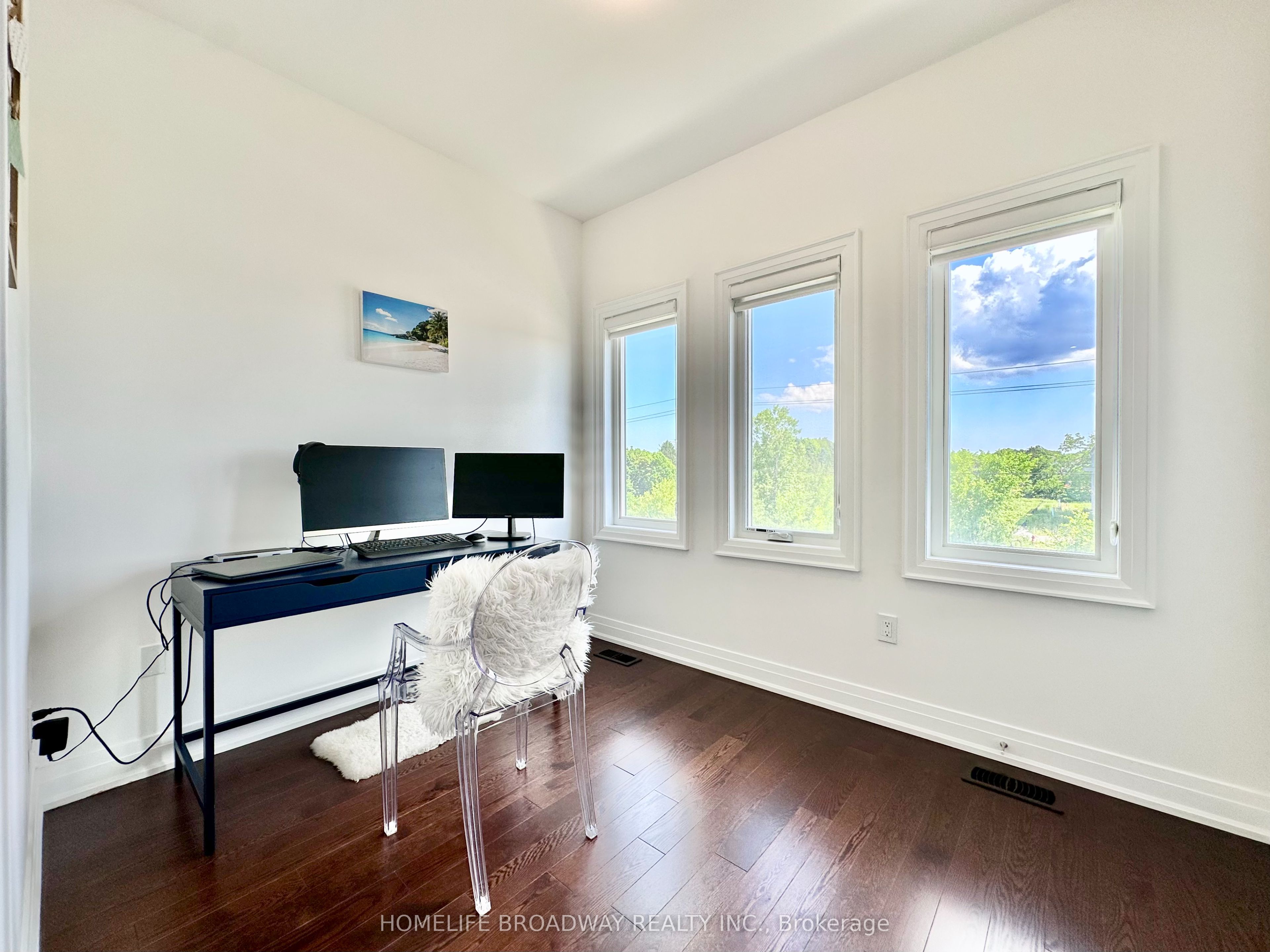 300 King Road Property Photo 34