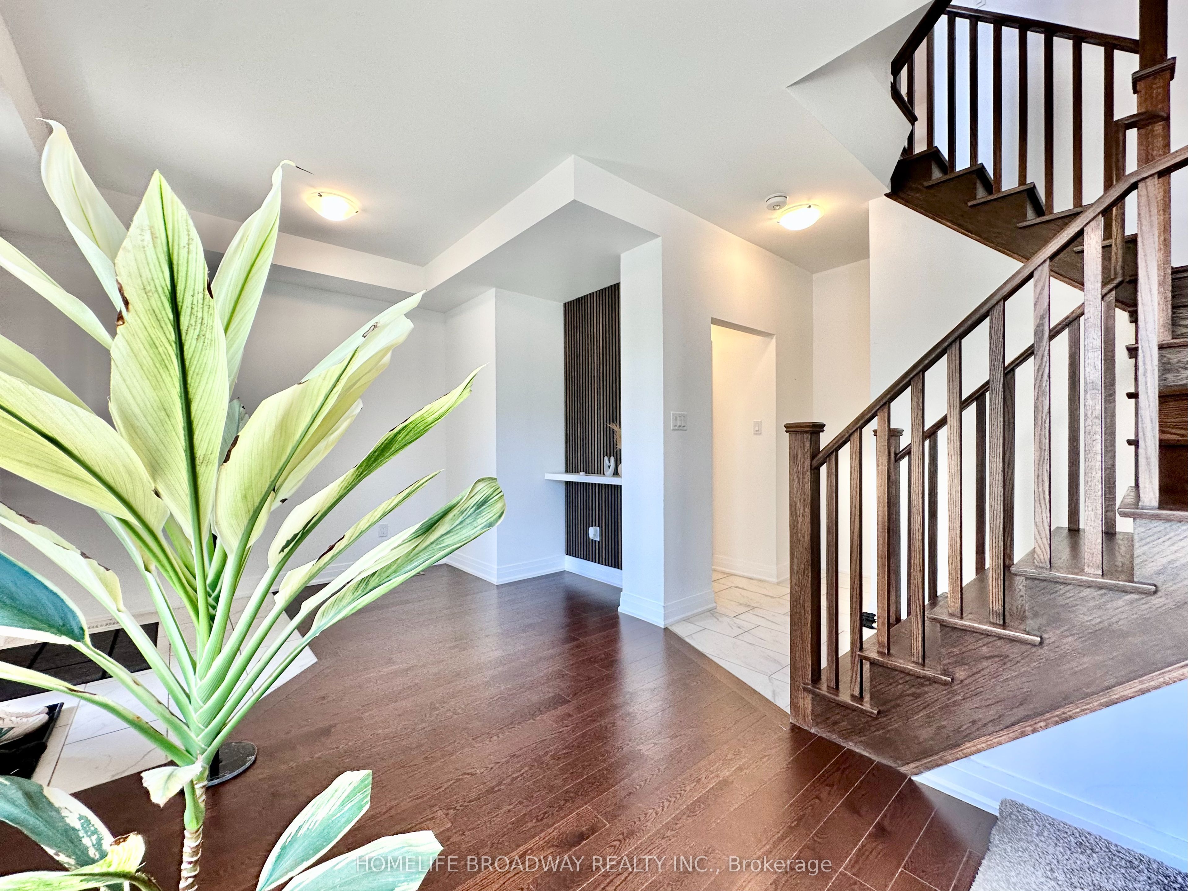 300 King Road Property Photo 41