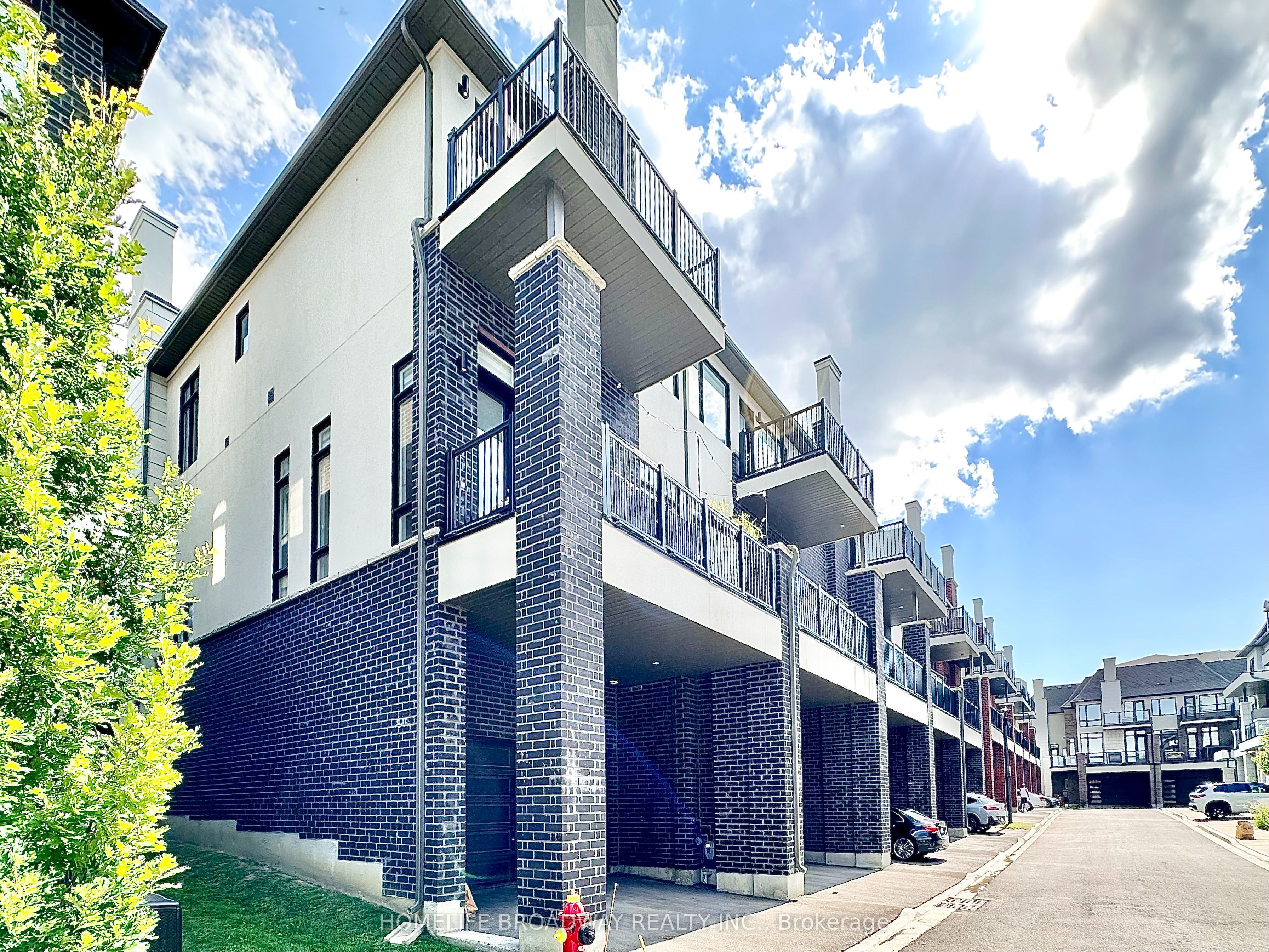 300 King Road Property Photo 47