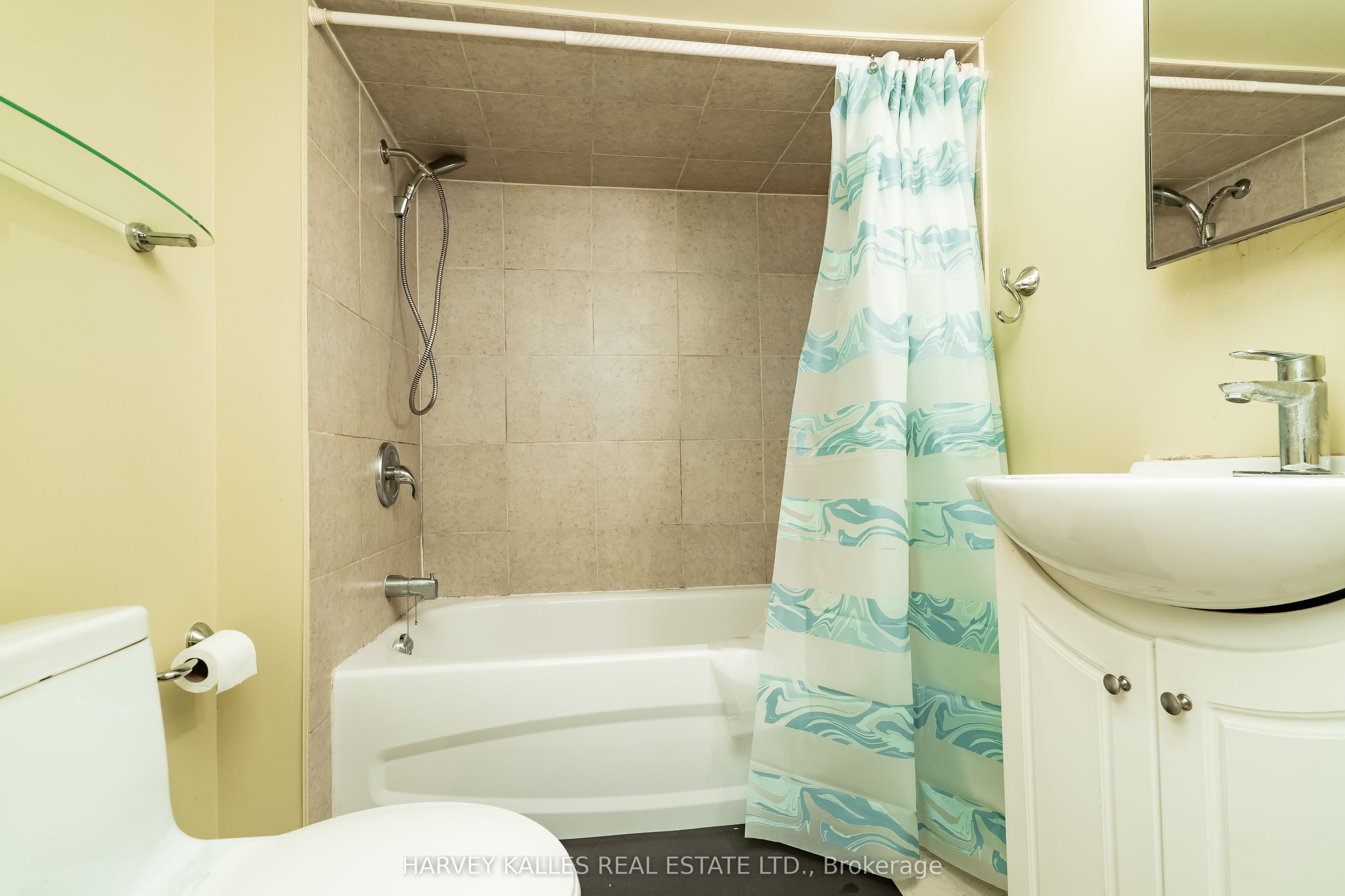 68 Nantucket Drive Bsmt Property Photo 18