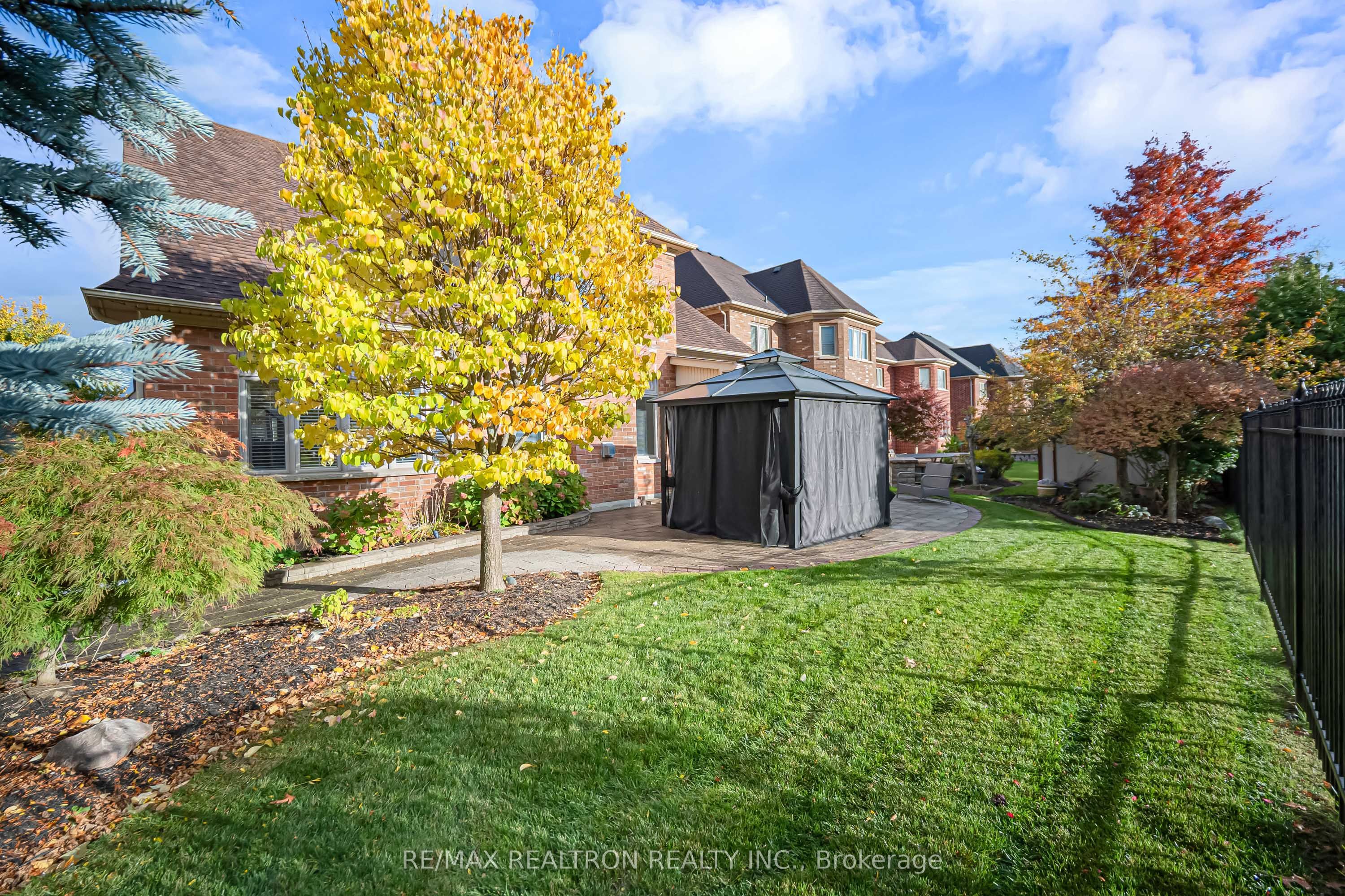 71 Glengordon Crescent Property Photo 34