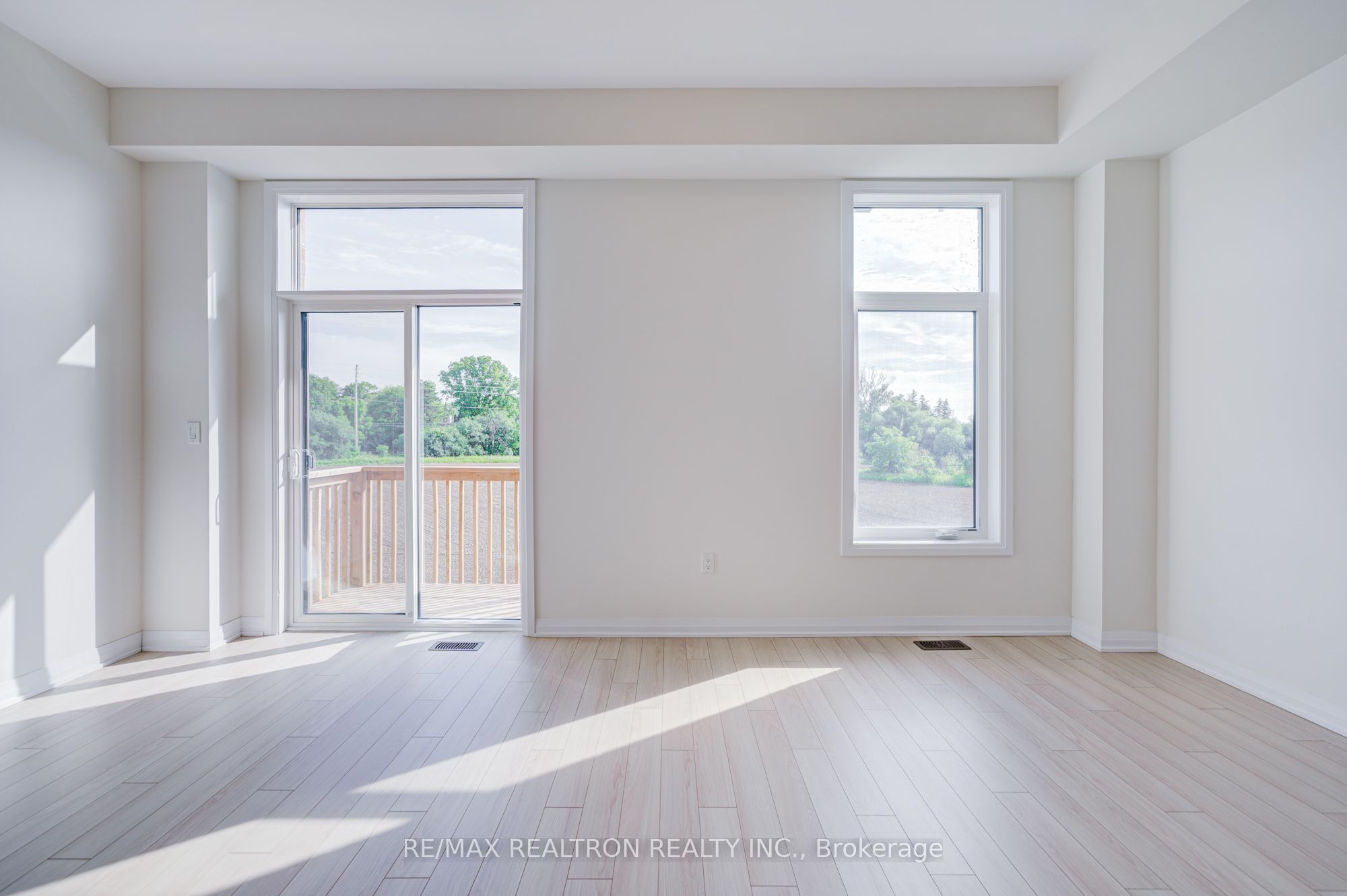 31 Millman Lane Property Photo 13