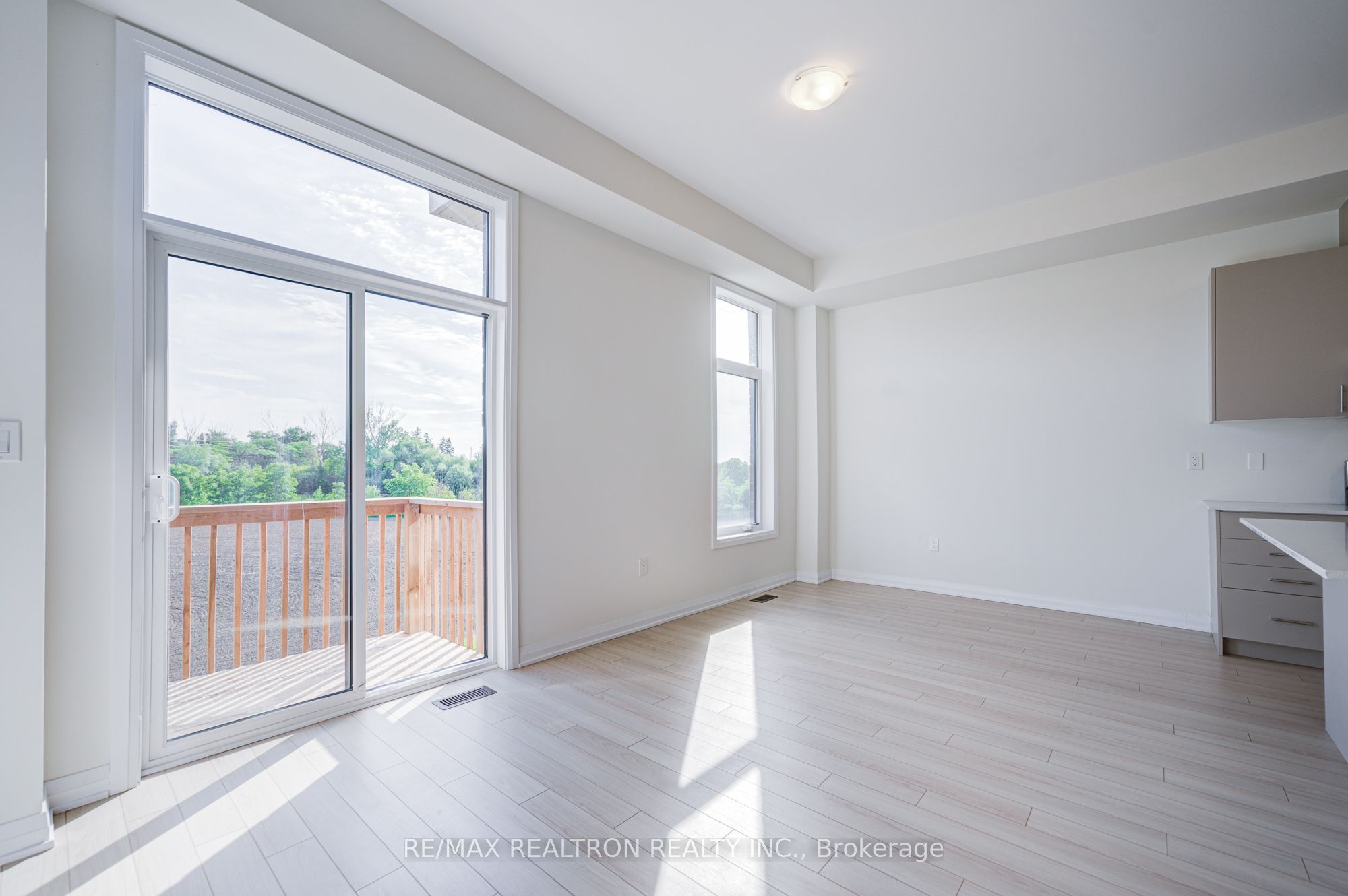 31 Millman Lane Property Photo 14